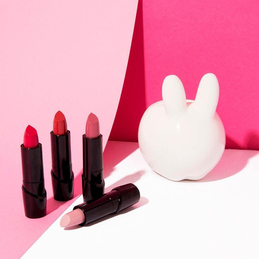wet n wild Silk Finish Lipstick, Hydrating Rich Buildable Lip Color, Formulated with Vitamins A,E, & Macadamia for Ultimate Hydration, Cruelty-Free & Vegan - Just Garnet - Image 11