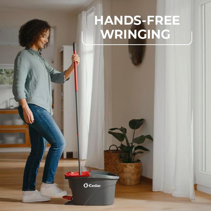 O-Cedar Easywring Microfiber Spin Mop & Bucket Floor Cleaning System with 3 Extra Refills - Image 2