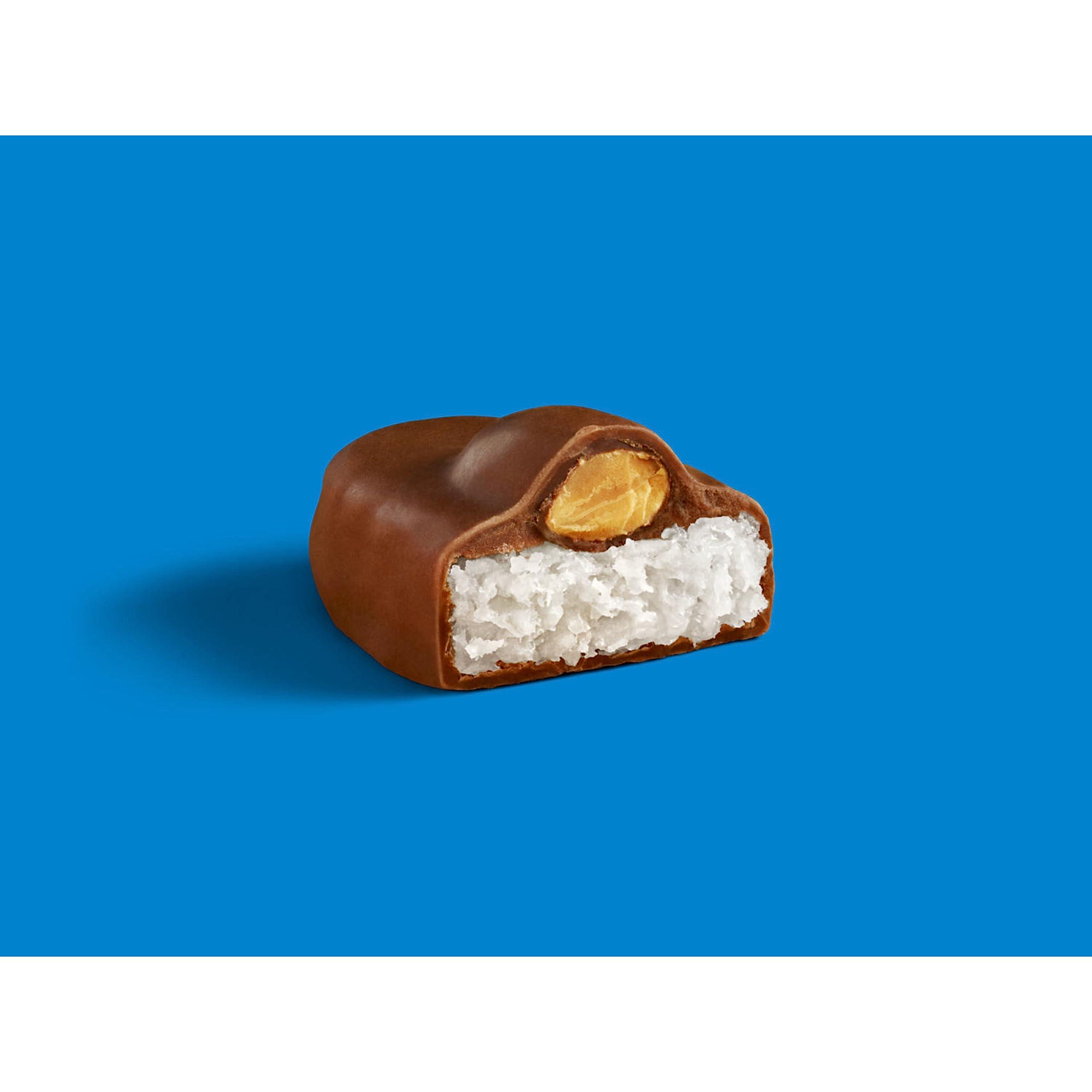 ALMOND JOY Coconut and Almond Chocolate Snack Size, Candy Pantry Pack, 15 oz (25 Pieces) - Image 4