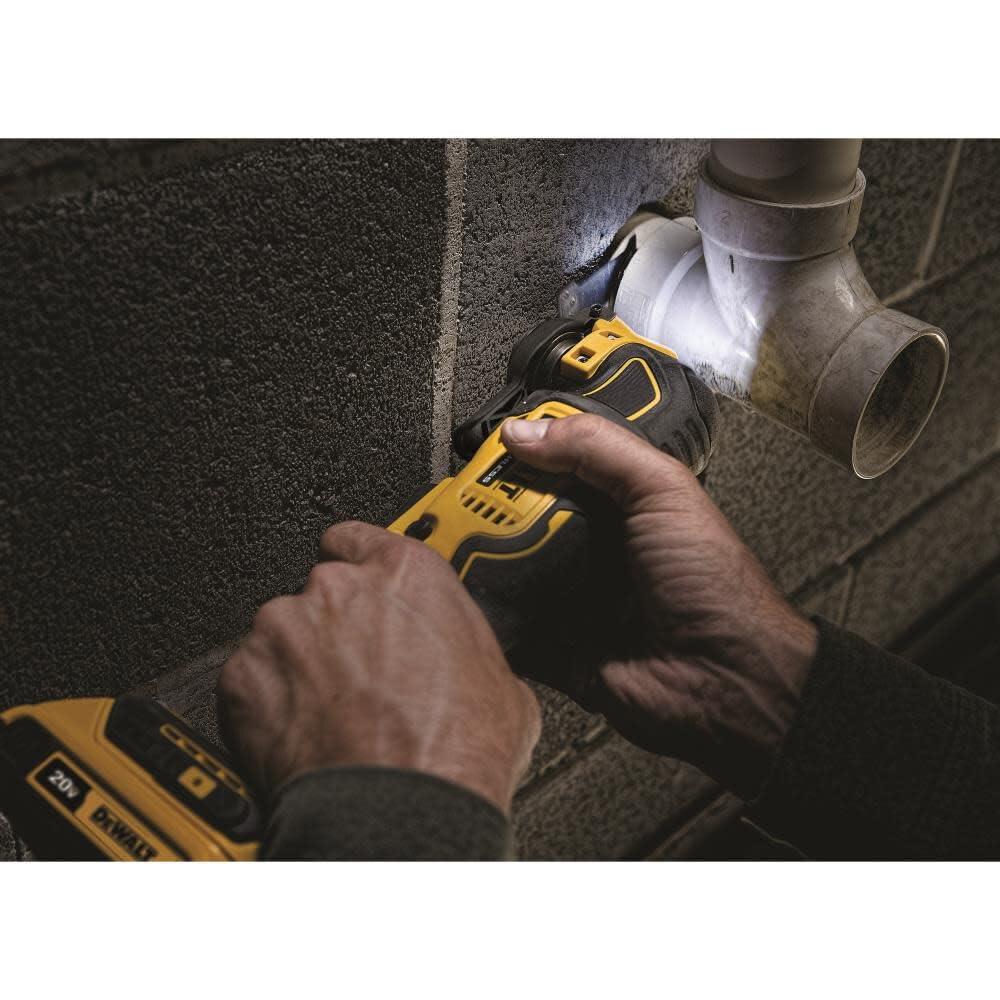 DEWALT ATOMIC 20V MAX* Oscillating Tool, Cordless, Oscillating, Tool only (DCS354B) - Image 2