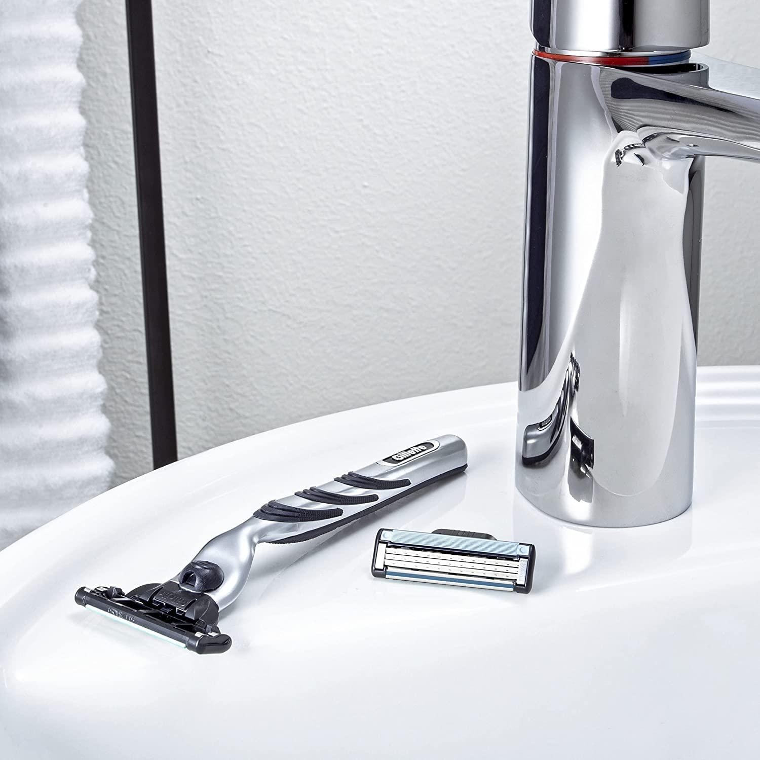 Gillette Mach3 Razor for Men, 1 Razor Handle + 1 Blade Refill - Image 7