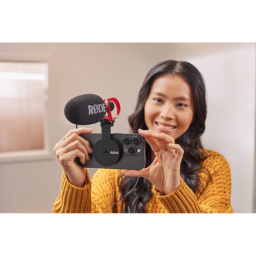 RØDE Magnetic Mount Smartphone Accessory Mount With Cold Shoe Slots and a 1/4-inch Thread (MagSafe Compatible) - Image 2