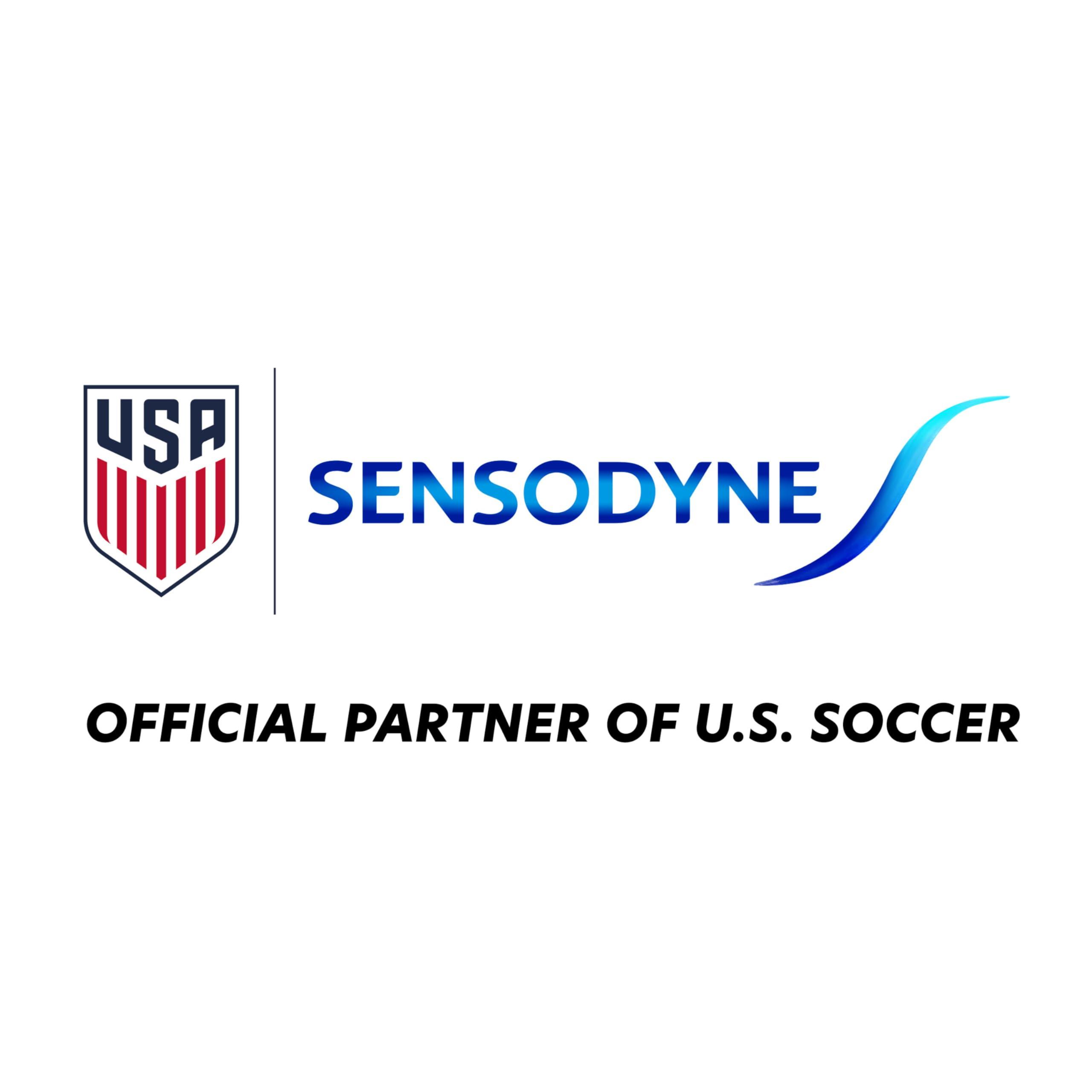 Sensodyne Toothpaste Sensitivity Gum and Enamel, Triple Protection, Refreshing Fluoride Toothpaste, Mint Flavor - 3.4 Ounces x 3 - Image 7