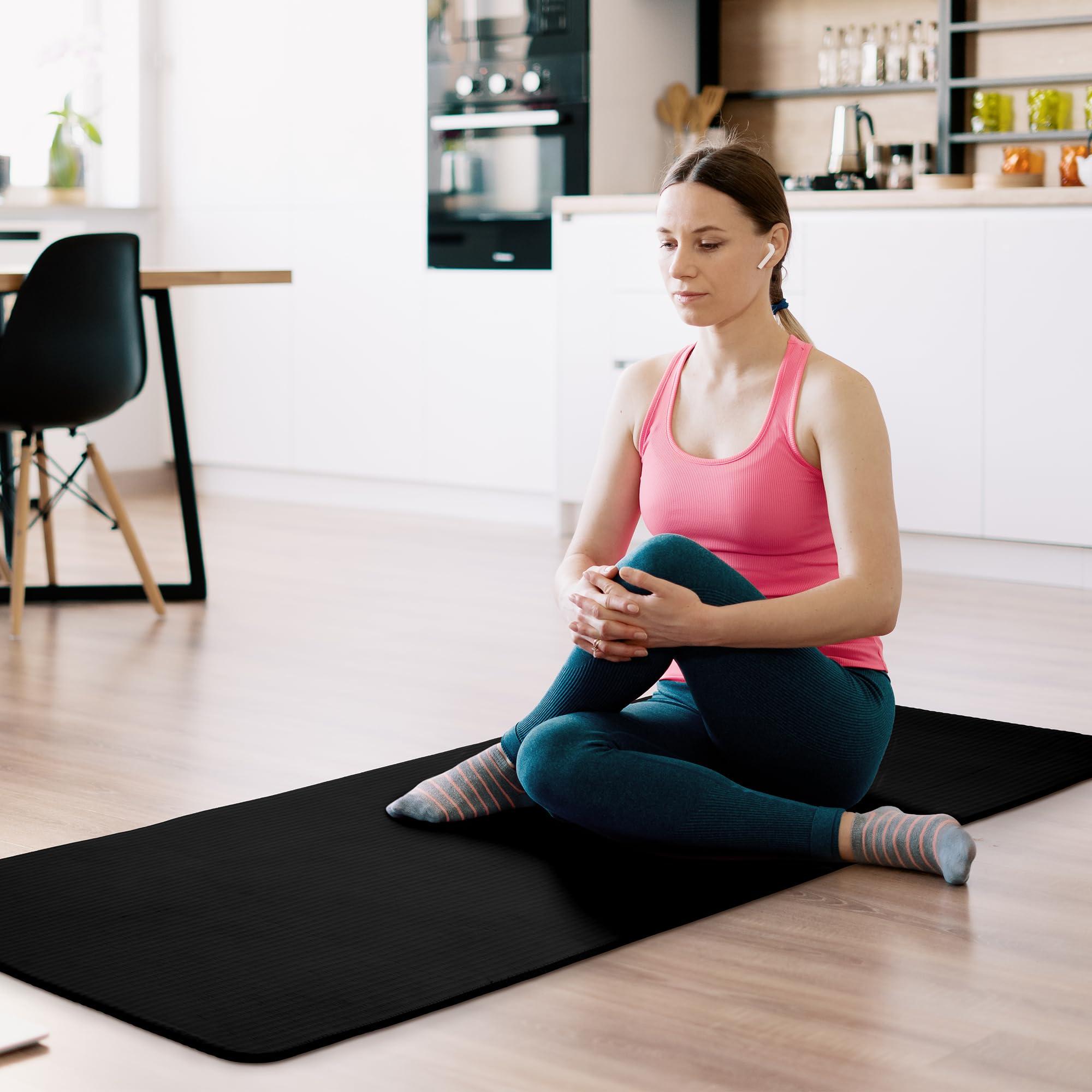 Fitvids Yoga Mat, 1/2-Inch Extra Thick High Density Exercise Mat, Anti-Tear Exercise Yoga Mat with Carrying Strap, Suitable for Various Yoga Exercises - Image 6