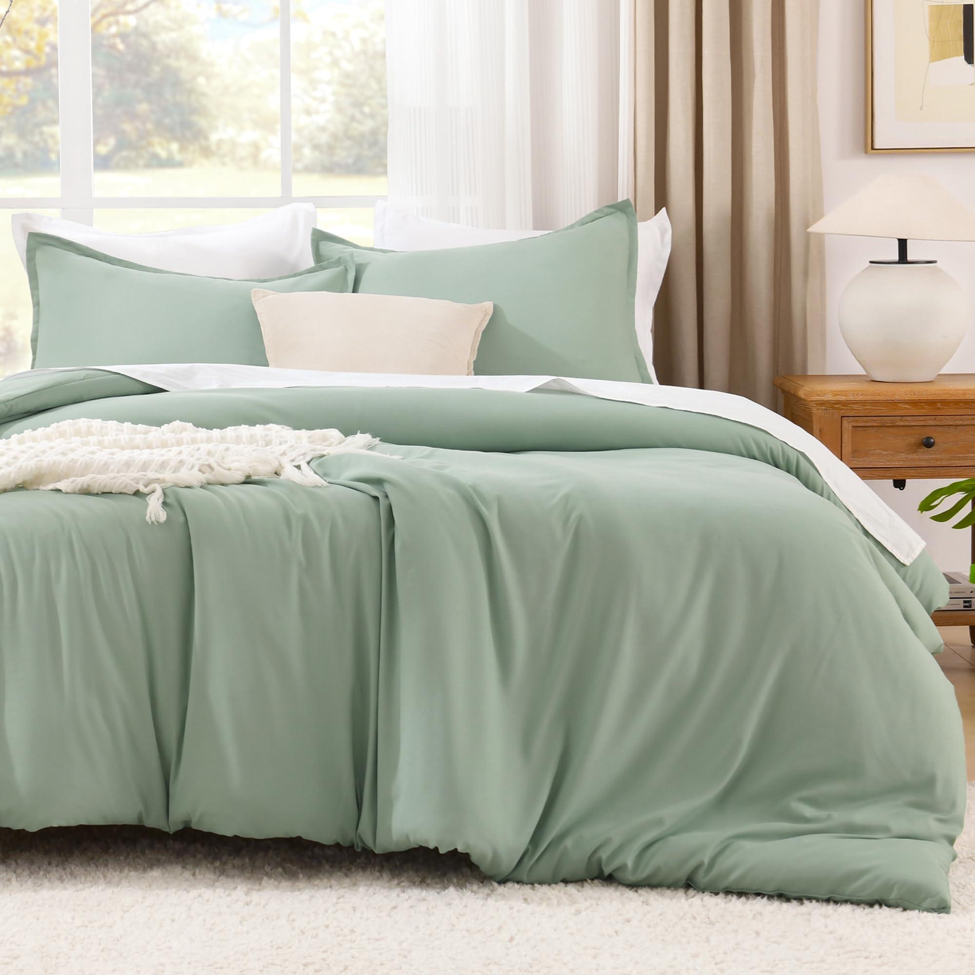 Litanika Queen Comforter Set Sage Green, 3 Pieces Lightweight Comforters Queen Size Solid Bedding Comforters Sets, Down Alternative Comforter Bed Set Quilt Blanket - Image 2
