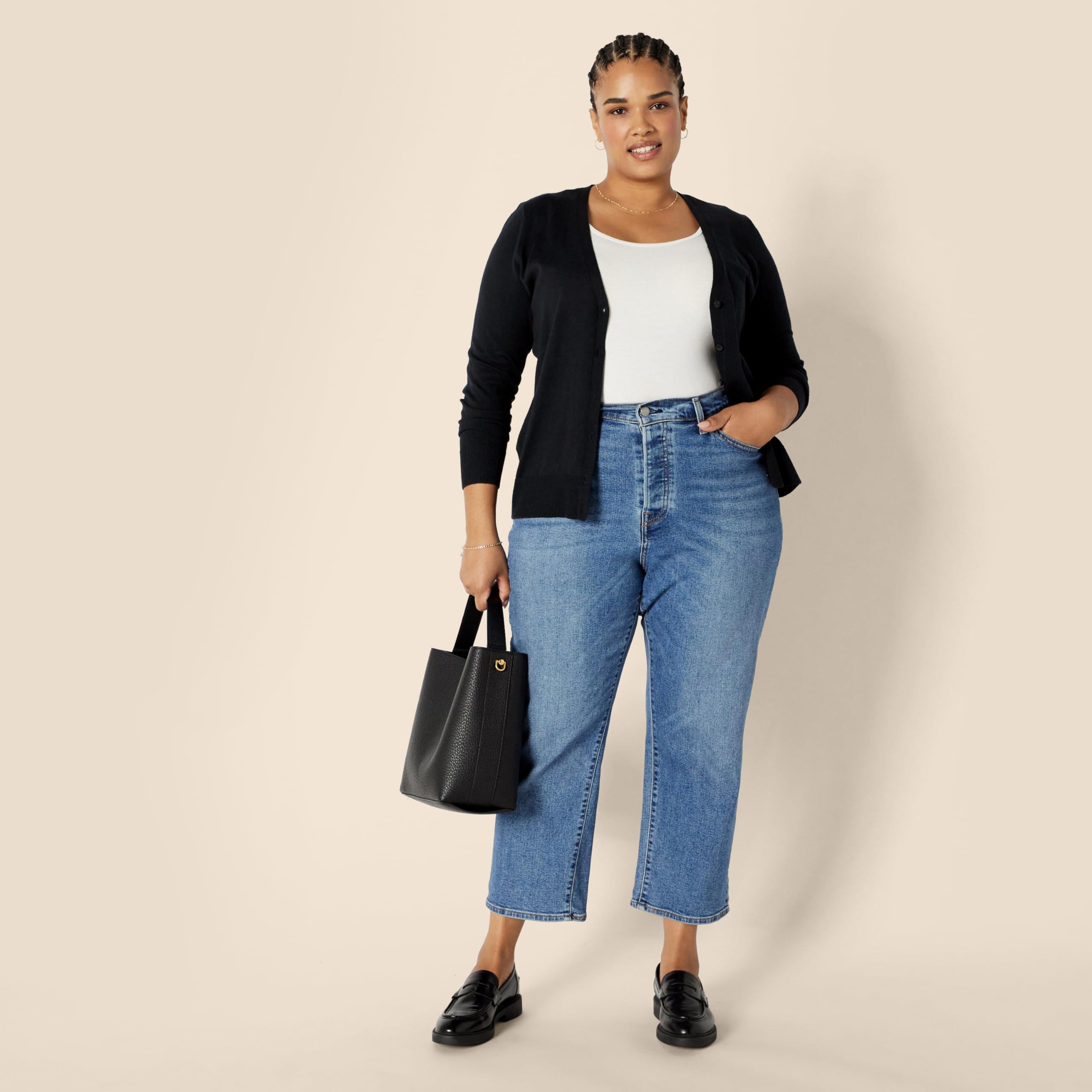 Amazon Essentials Women's Lightweight V-Neck Cardigan Sweater (Available in Plus Size) - Image 8