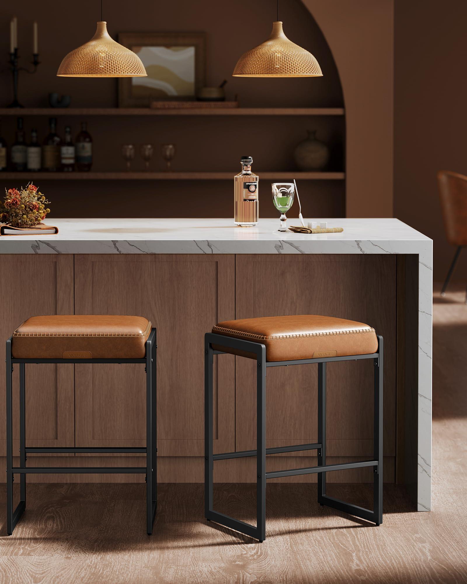 VASAGLE EKHO Collection - Bar Stools Set of 4, Counter Height Bar Stools, Synthetic Leather with Stitching, Mid-Century Modern Counter Stools, 26-Inch Tall, Kichen Home Bar Dining Room, Caramel Brown - Image 4