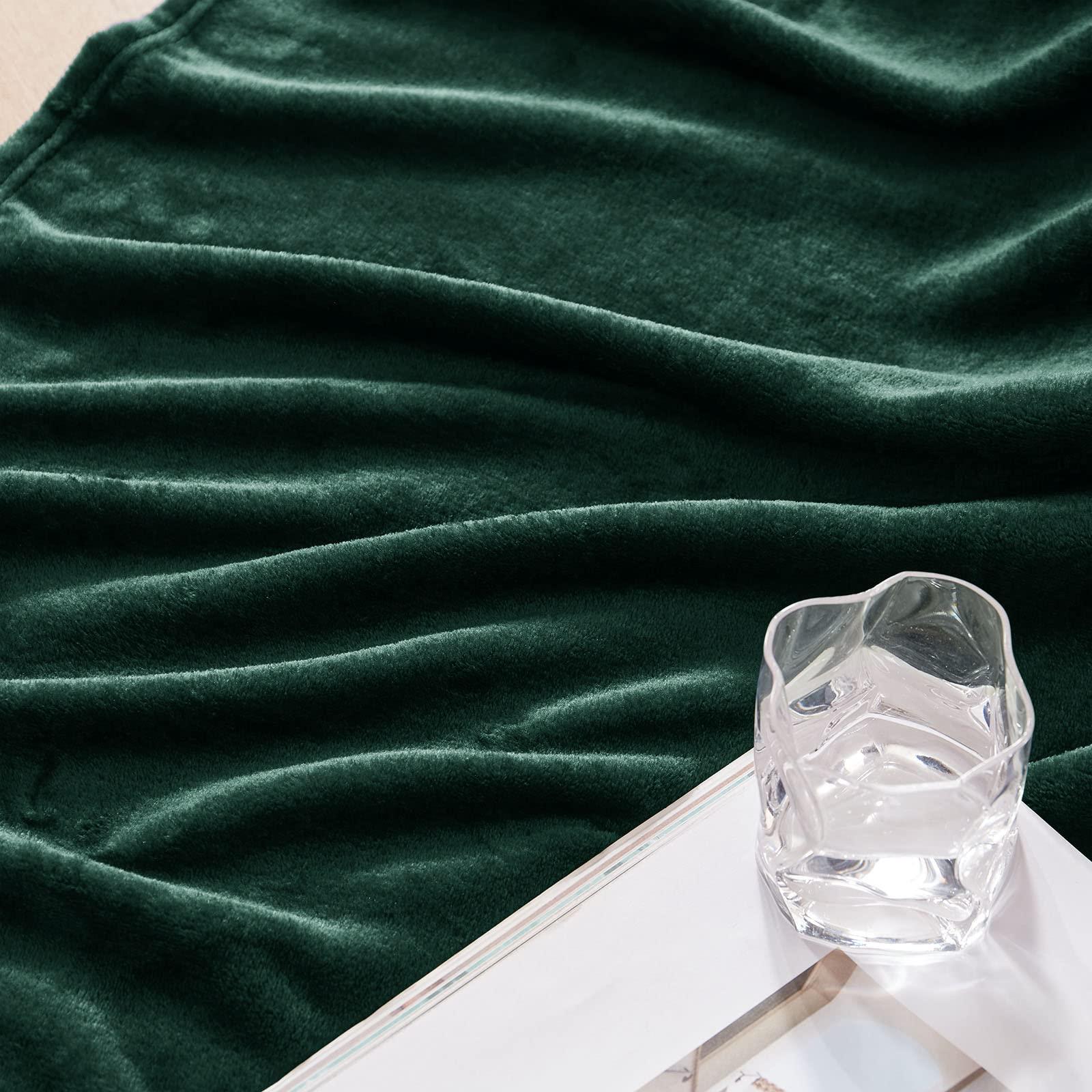 Exclusivo Mezcla Extra Large Fleece Throw Blanket for Couch, Sofa, 300GSM Super Soft and Warm Blankets, Forest Green Throw All Season Use, Cozy, Plush, Lightweight, 50x70 Inches - Image 7