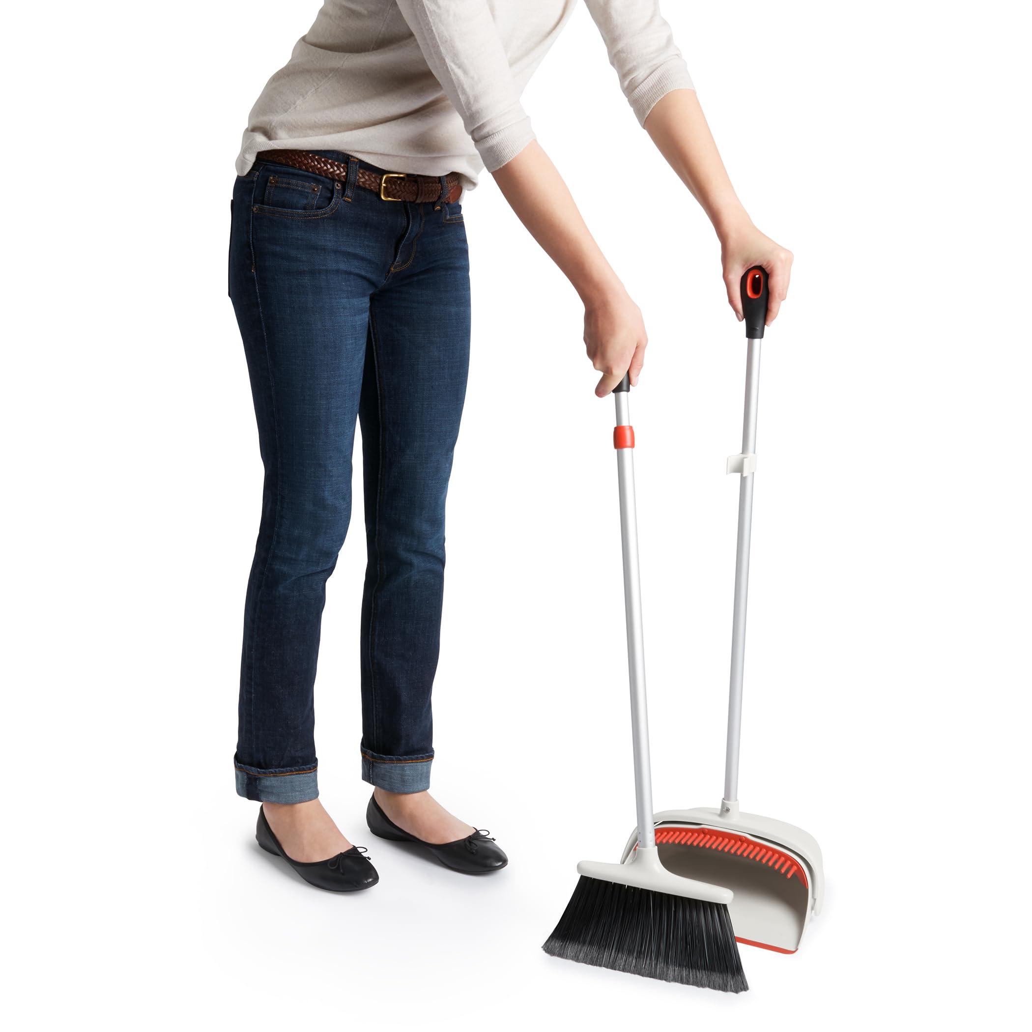 OXO Good Grips Large Sweep Set with Extendable Broom,8.5" - 12" - Image 6