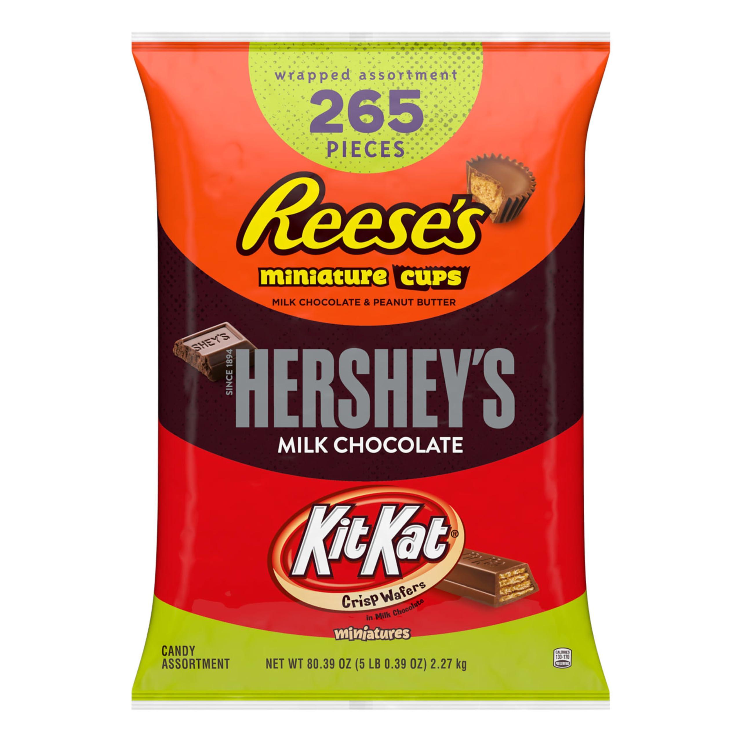 HERSHEY'S, KIT KAT and REESE'S Assorted Milk Chocolate Candy Variety Bag, 80.39 oz (265 Pieces) - Image 2