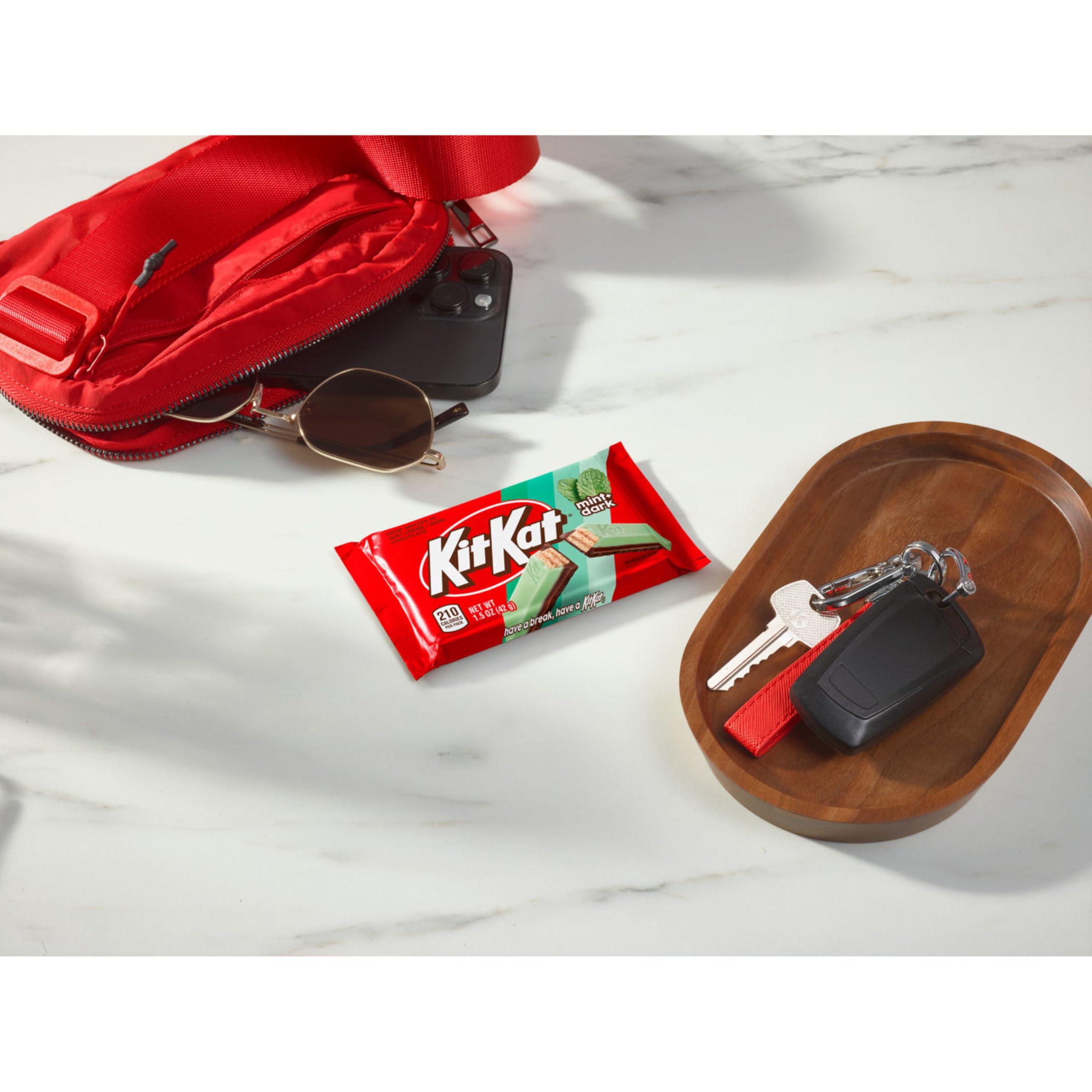 KIT KAT DUOS Dark Chocolate Mint Wafer Candy Bars, 1.5 oz (24 Count) - Image 6