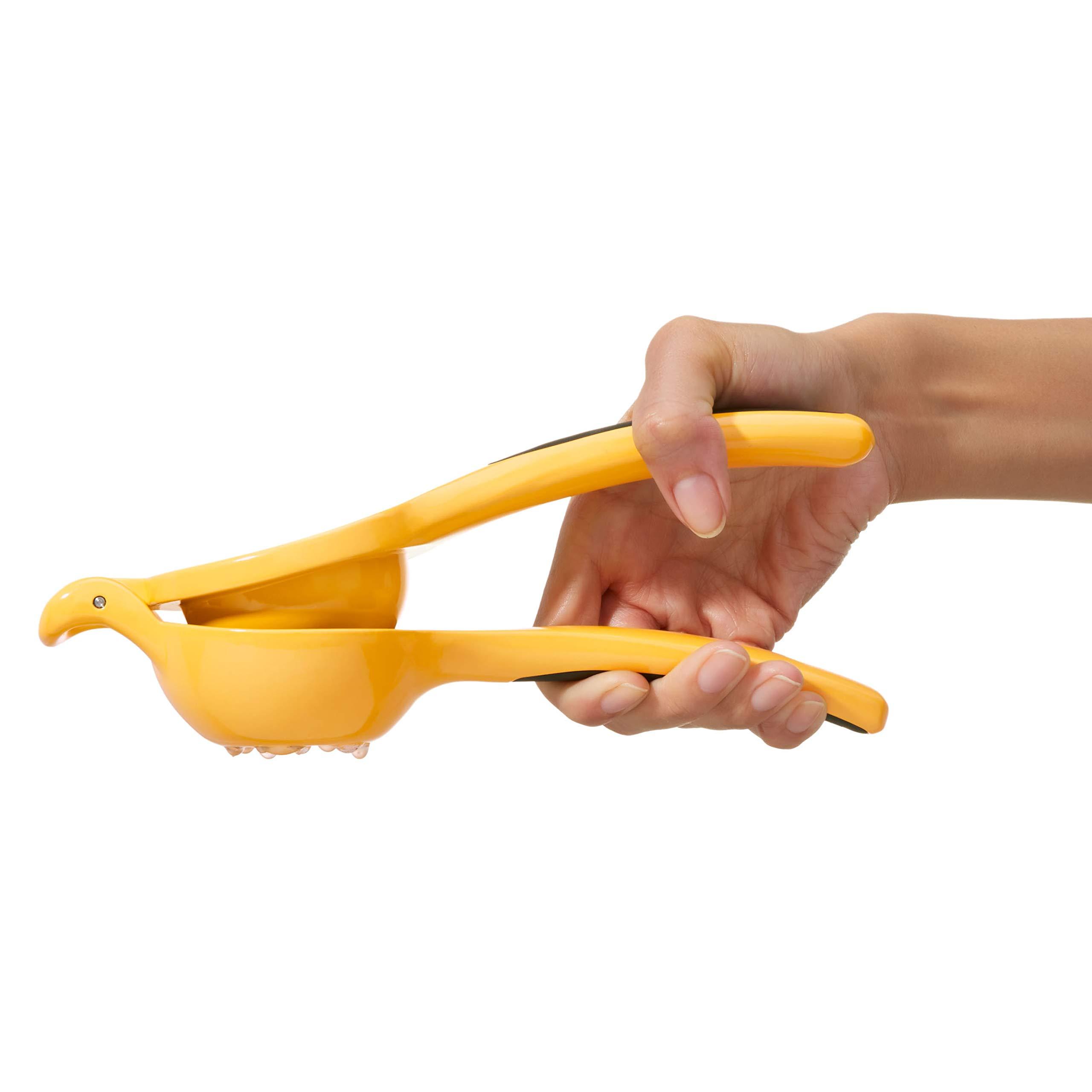 OXO Good Grips Citrus Squeezer,Yellow/Black - Image 10