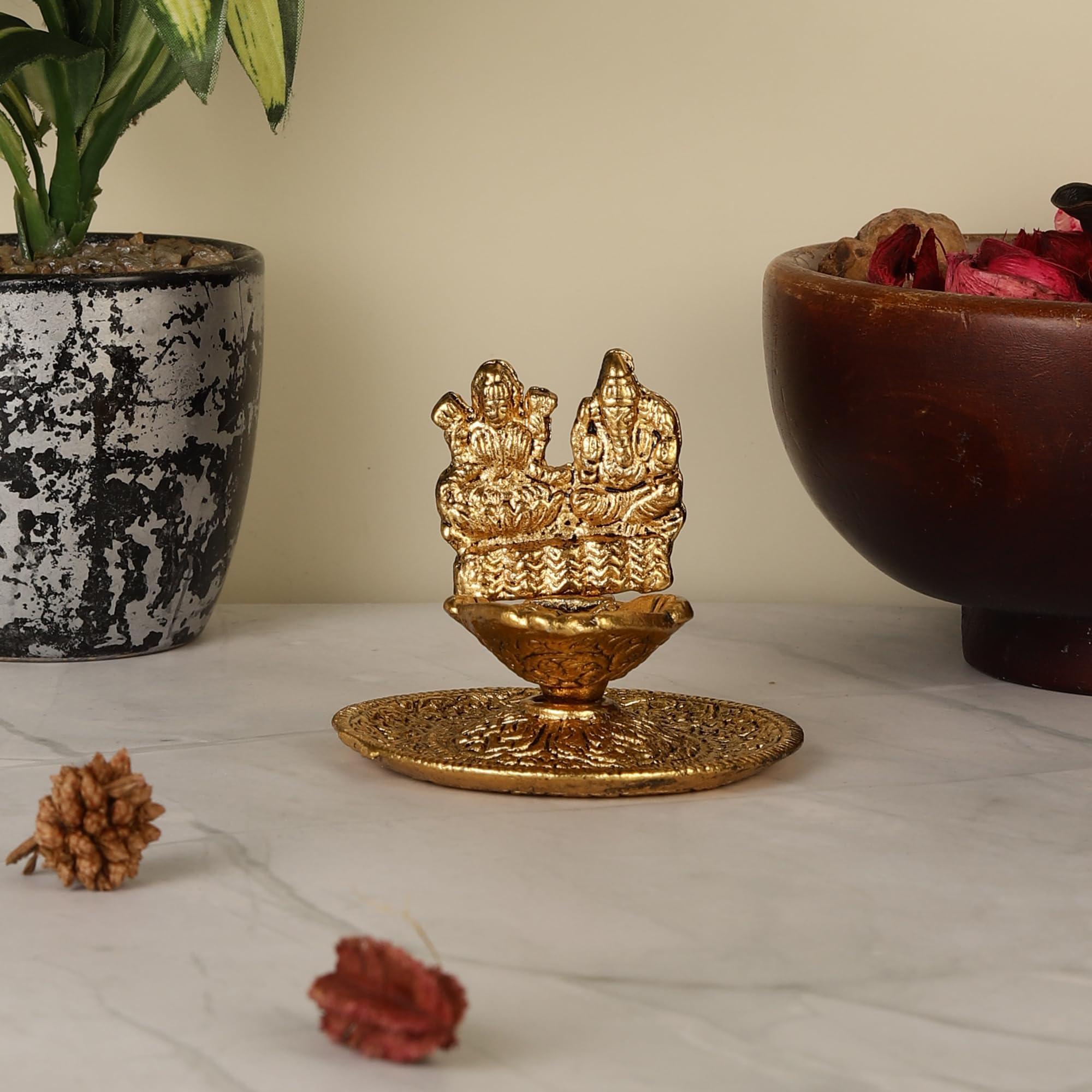 Purestory Goddess Laxmi Ganesh Diya,Laxmi Ganesh Figurine,Laxmi Ganesh Diya Idol Statue for Home Temple,Office,Gifts.Laxmi Ganesh Candle Holder for Home Decor - Gold - 3 Inches - Image 4