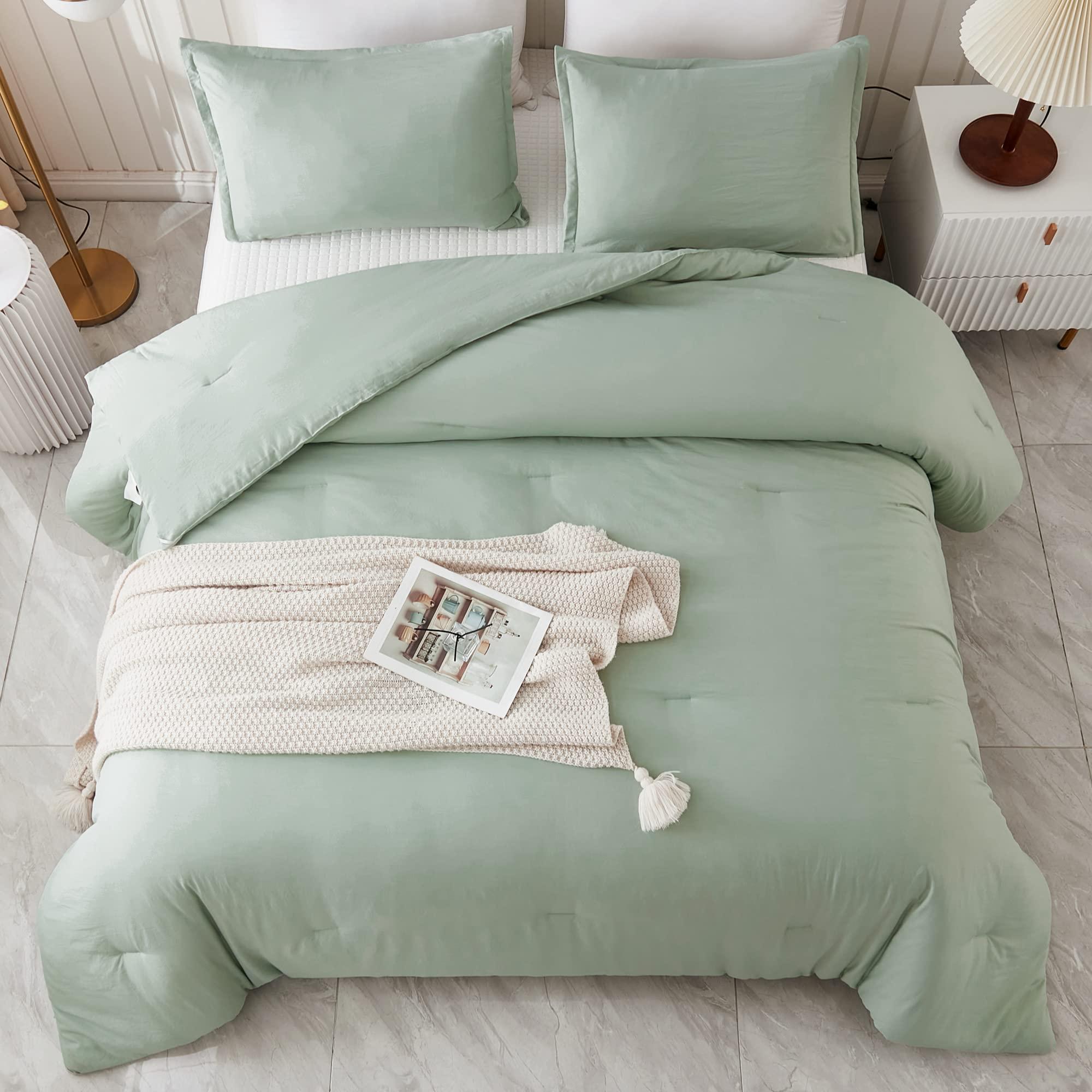 Litanika Queen Comforter Set Sage Green, 3 Pieces Lightweight Comforters Queen Size Solid Bedding Comforters Sets, Down Alternative Comforter Bed Set Quilt Blanket - Image 3