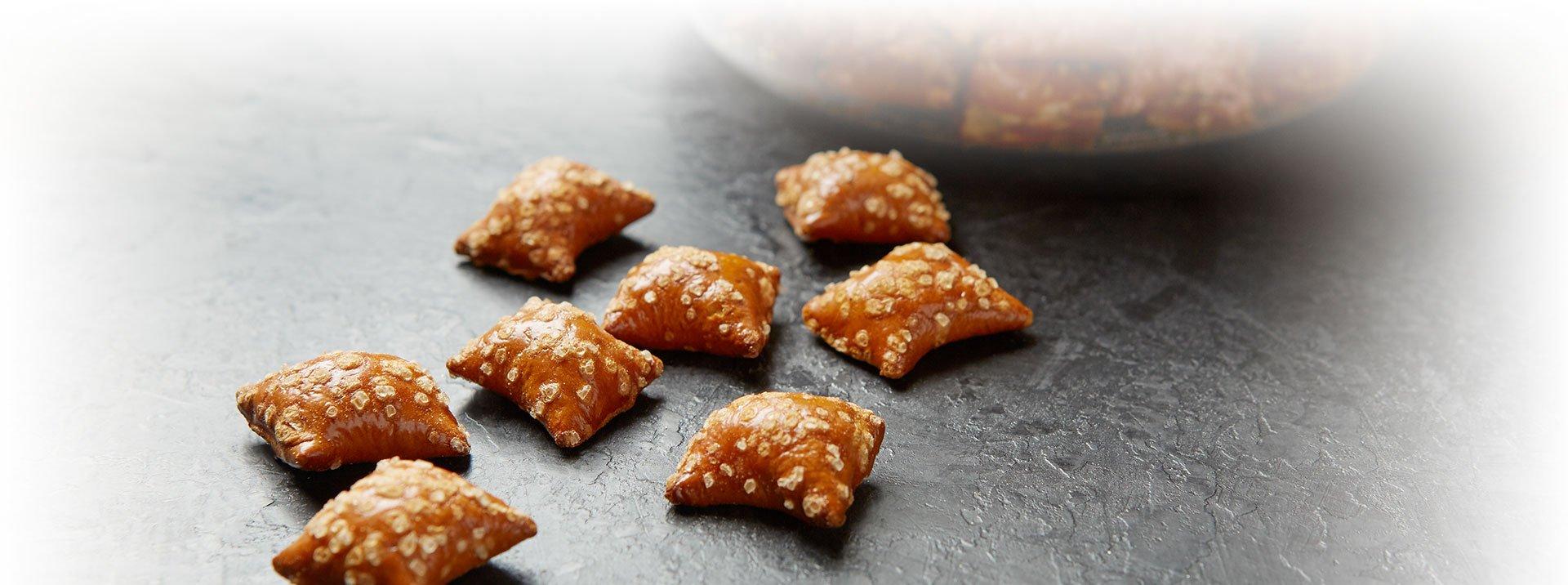 Amazon Fresh - Peanut Butter Filled Pretzels 44 oz - Image 4