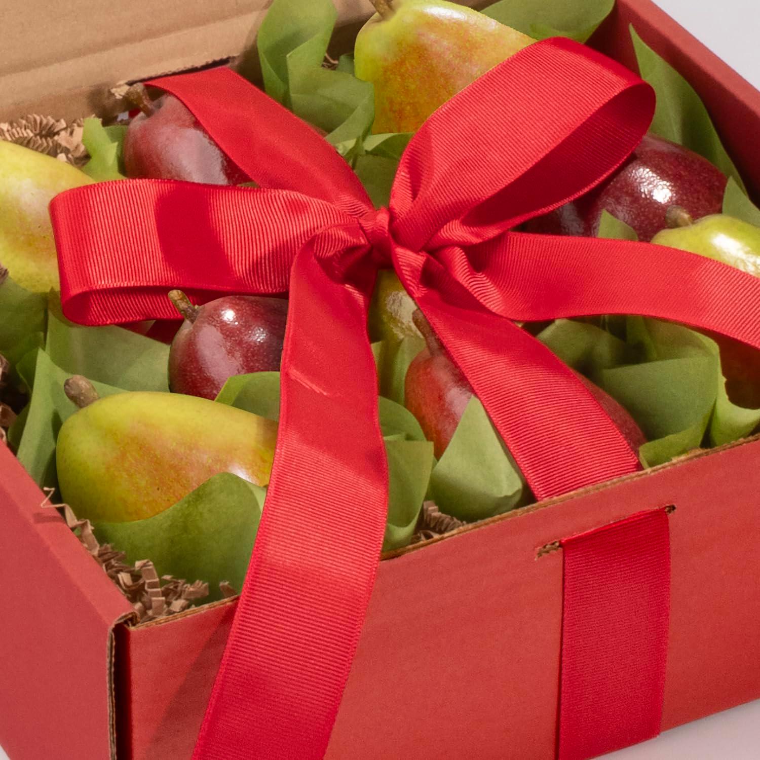 Whole Foods Organic 9 Count Red & Green D'Anjou Pears - Image 3
