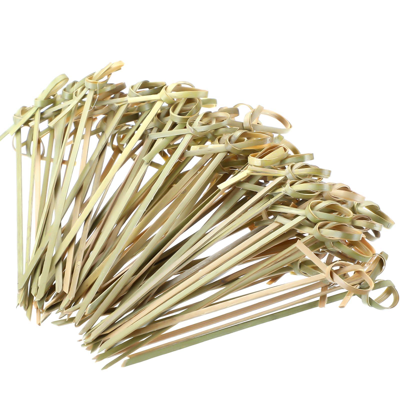 Nuogo 1000 Pcs Bamboo Cocktail Picks 4.13 Inch Bamboo Skewers Fruit Toothpicks for Appetizers Drink Garnish Sticks Handmade Food Pick with Looped Knot for Party Bar Snacks Sandwiches Drinks