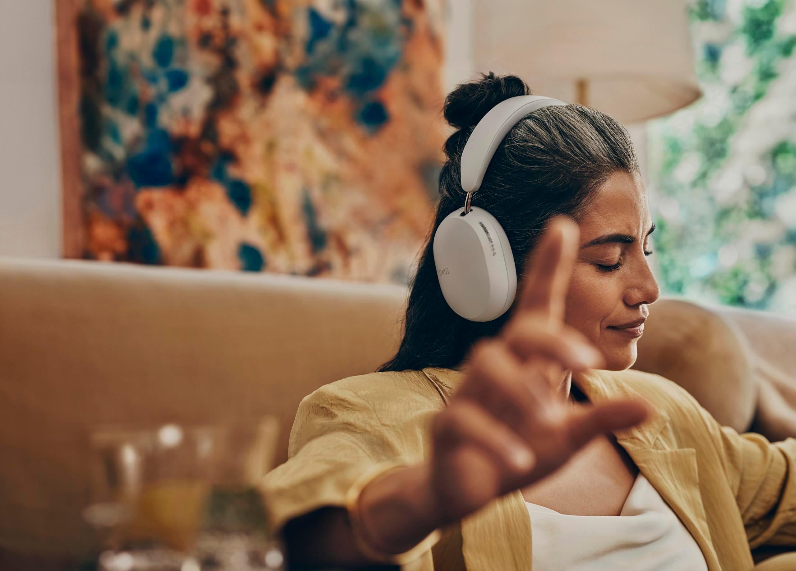 Sonos Ace | Noise Cancelling Wireless Over-Ear Headphones with Bluetooth, 30-Hour Battery Life, Spatial Audio, Dolby Atmos, Dynamic Head Tracking - White - Image 3