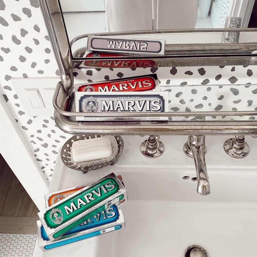 Marvis Classic Strong Mint Toothpaste - Image 6