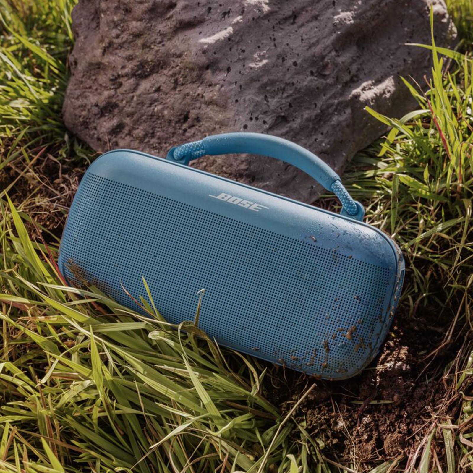 Bose SoundLink Max Portable Speaker, Large IP67 Waterproof Bluetooth Speaker, Up to 20 Hours of Playtime, USB-C, Built-in 3.5mm AUX Input, Blue Dusk - Image 7