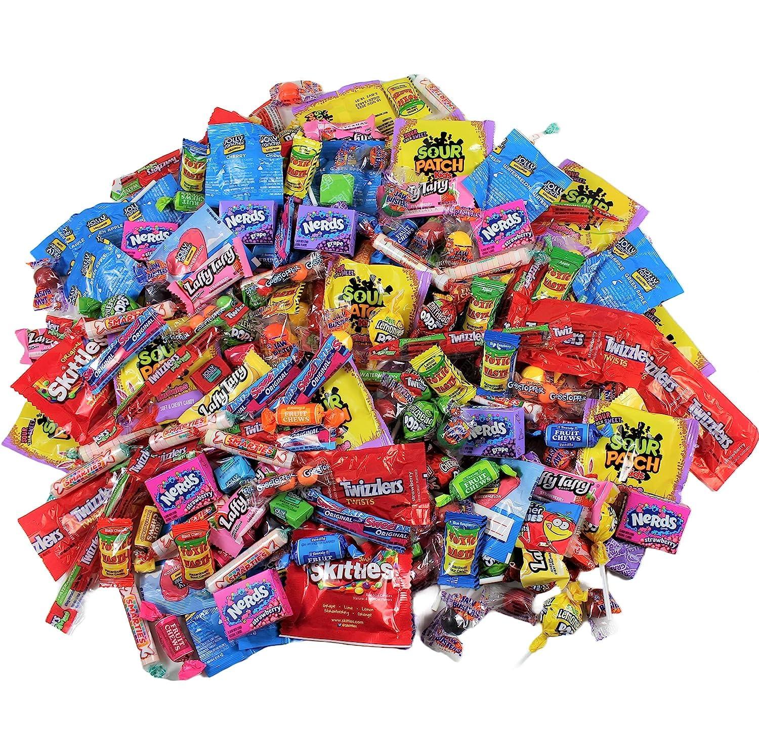Variety Candy Pack - 2 LB Assorted Party Mix - Individually Wrapped Bulk Candy - Pinata Mix - Deluxe Queen Jax Assortment - Image 4