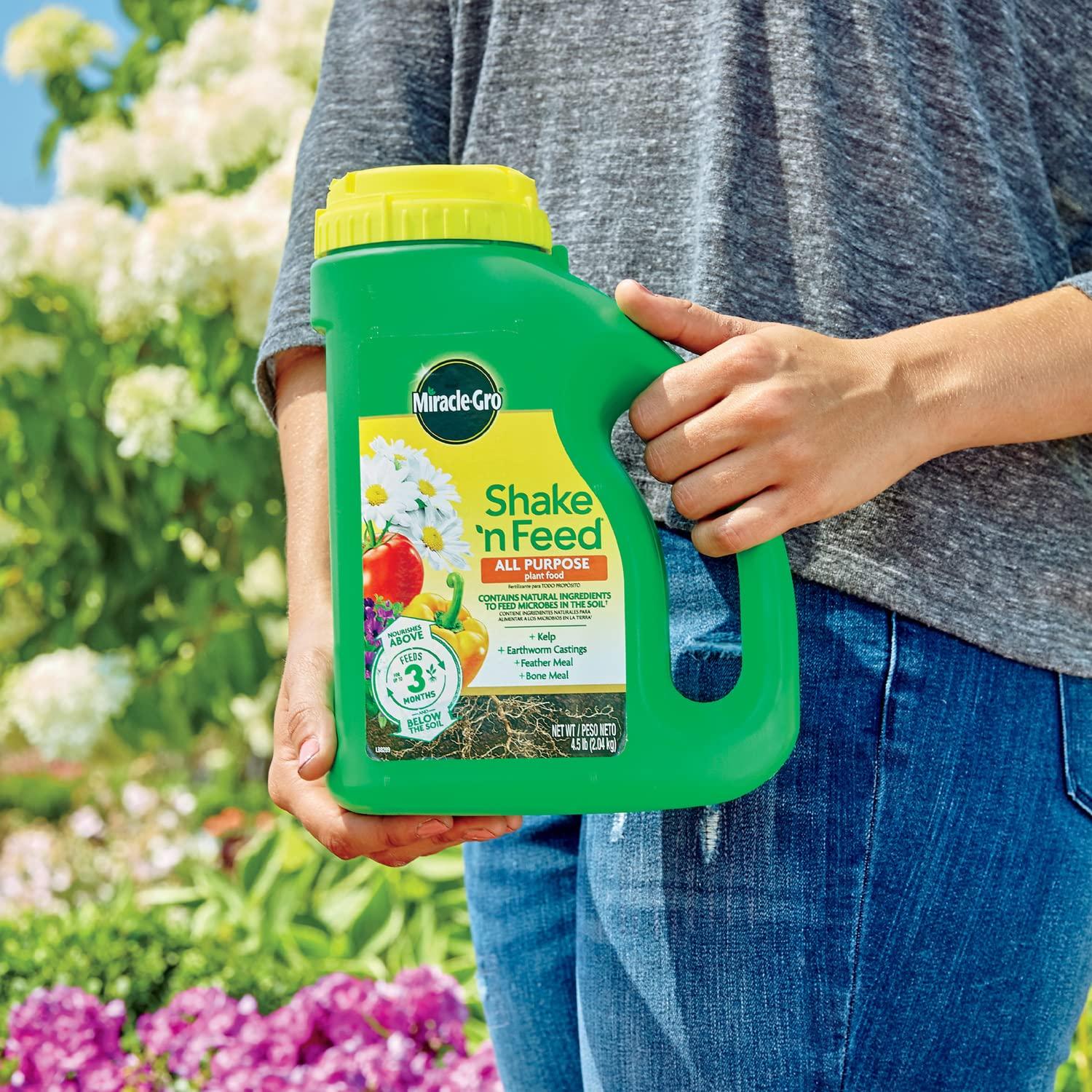 Miracle-Gro Shake 'N Feed All Purpose Plant Food, For In-Ground and Container Plants, Feeds for up to 3 Months, 4.5 lbs. - Image 4