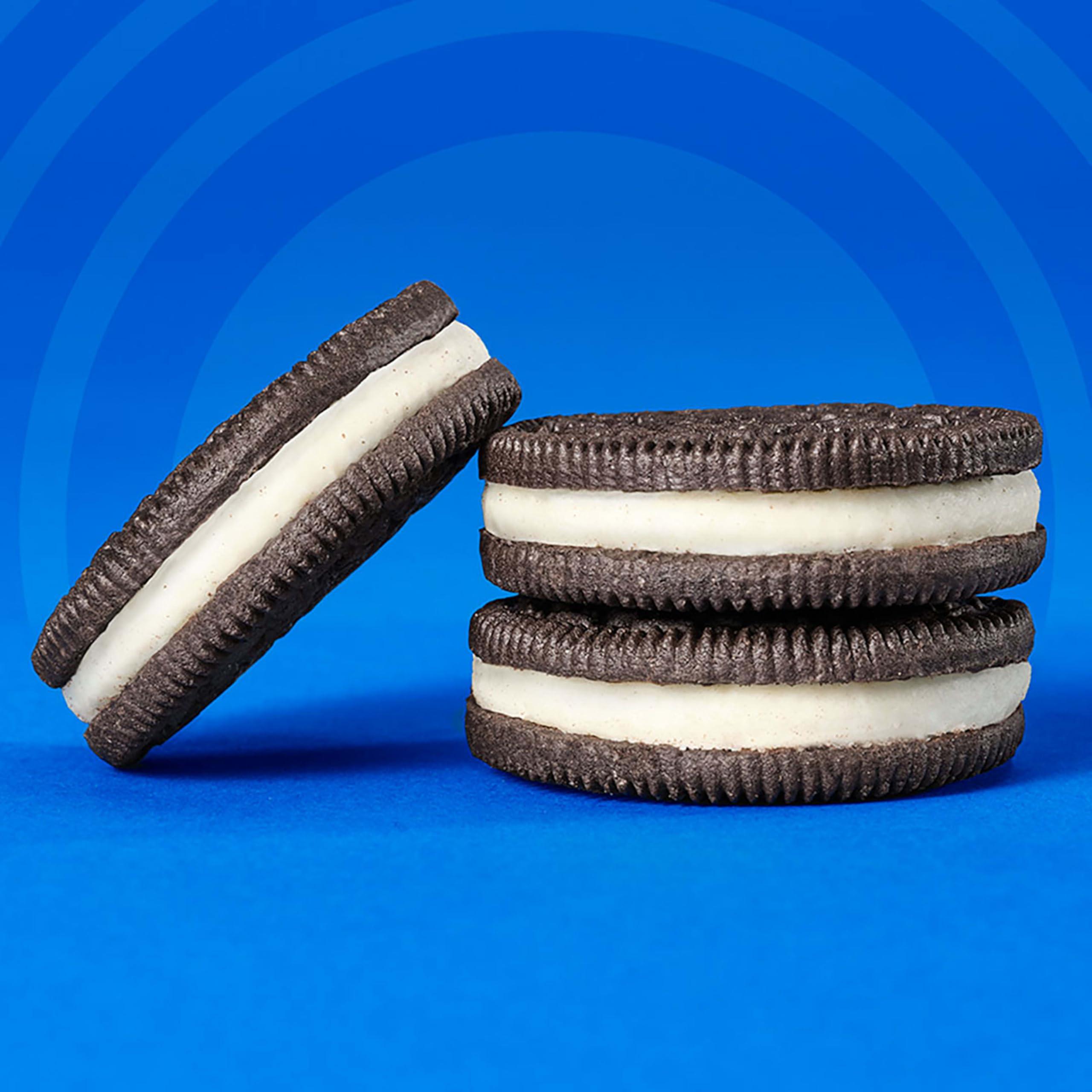 OREO Double Stuf Chocolate Sandwich Cookies, Family Size, 3 Packs - Image 8