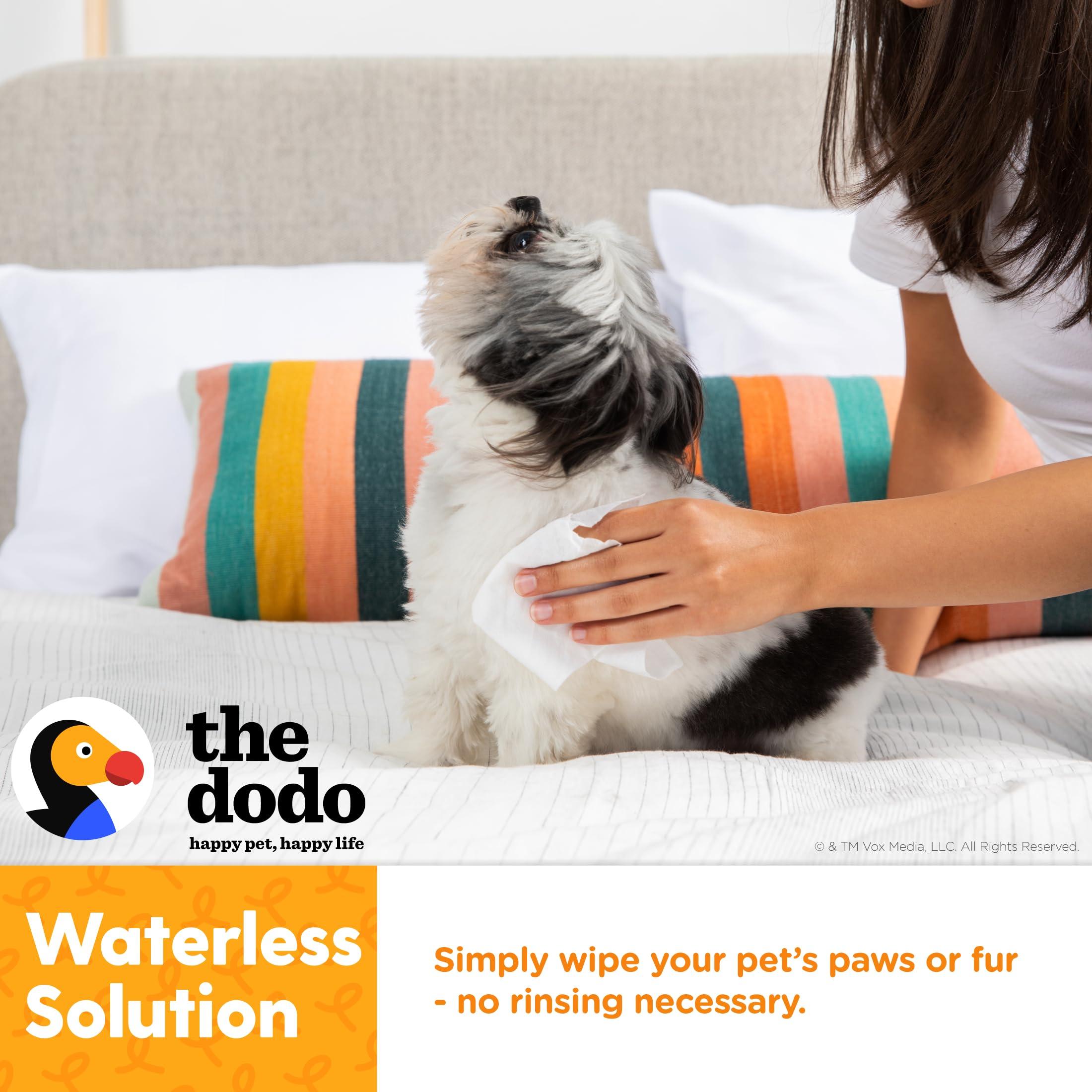 The Dodo Multipurpose Wipes for Dogs, Sweet Vanilla Almond with Hemp Seed and Castor Oil; Easy Wipes for Dogs, Waterless Grooming Supplies - Image 4