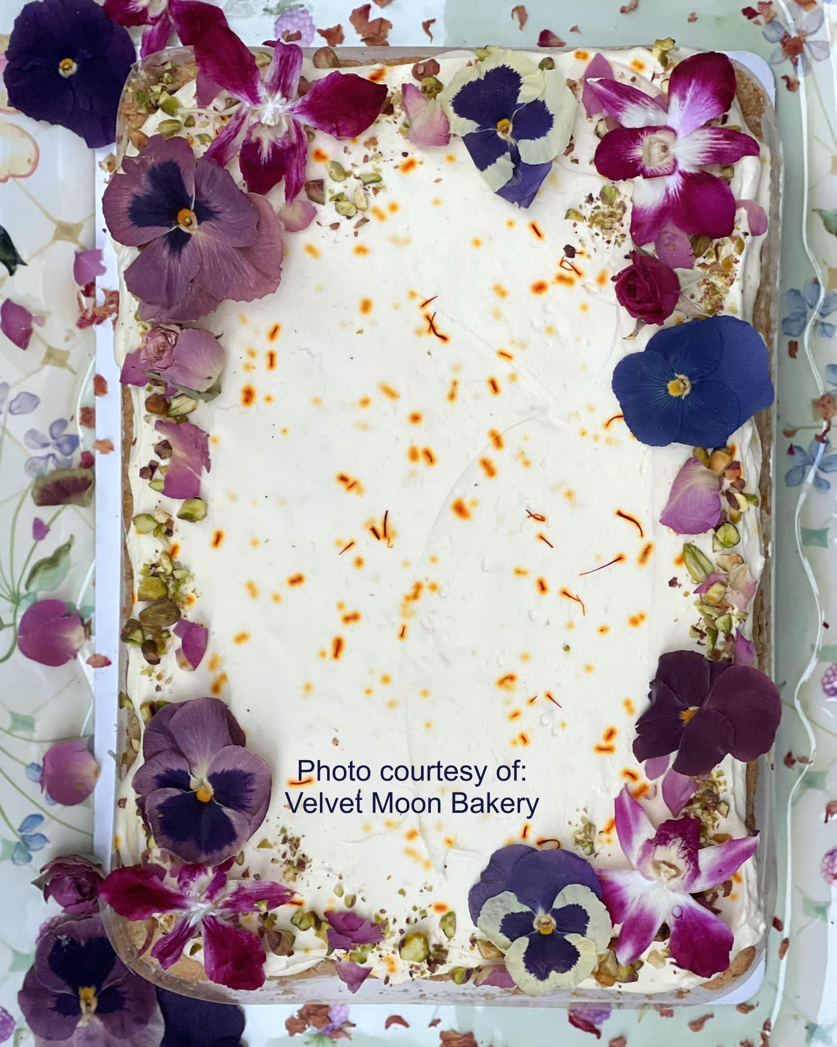 Freshly Preserved Freeze-Dried Edible Flowers (0.2 oz) | 20+ Edible Orchids & Pansies | Cake Decoration Topper - Image 5
