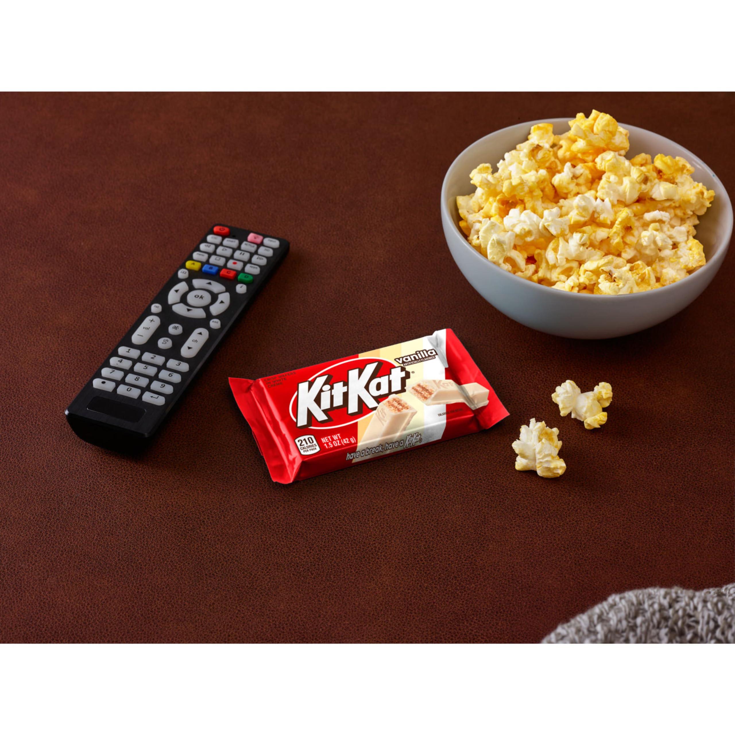KIT KAT Vanilla Flavored Wafer Candy Bars, 1.5 oz (24 Count) - Image 5