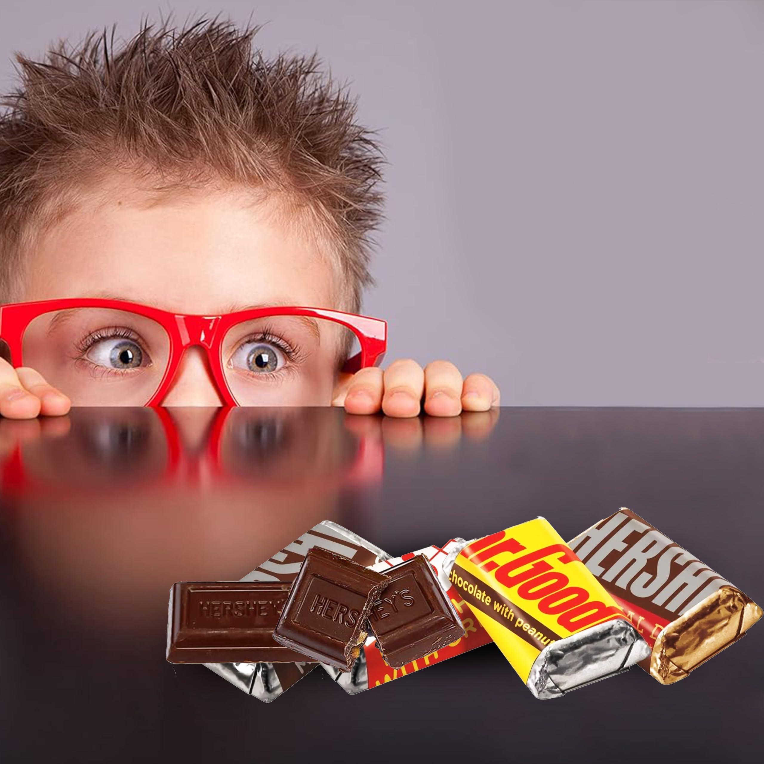 Hershey Miniatures Chocolate Assortment, 2 Lbs, Bulk Individually Wrapped Miniatures Chocolate Candy, Milk Chocolate Candy Variety Pack, Includes Milk Chocolate, Special Dark, Appx 100 Pieces - Image 7