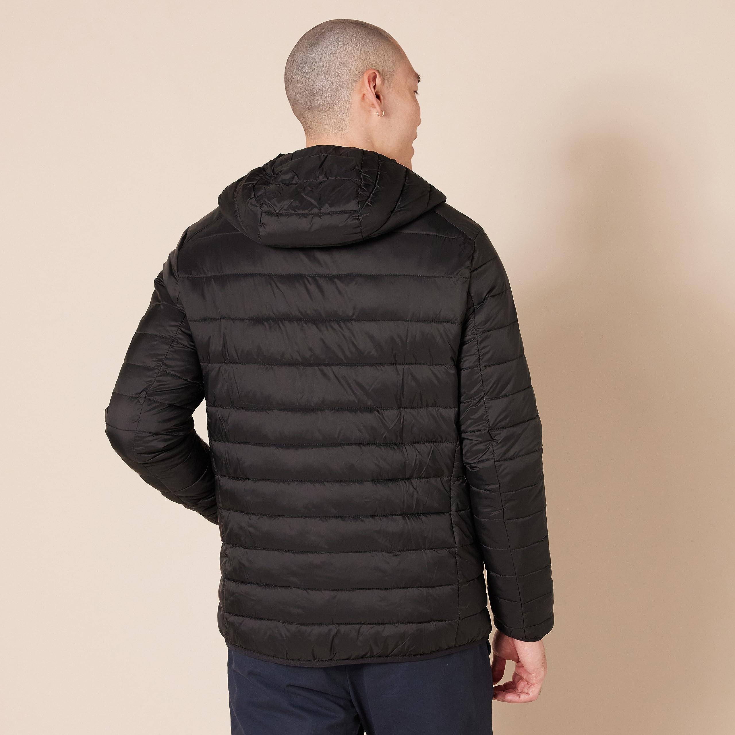 Amazon Essentials Men's Lightweight Water-Resistant Packable Hooded Puffer Jacket - Image 3