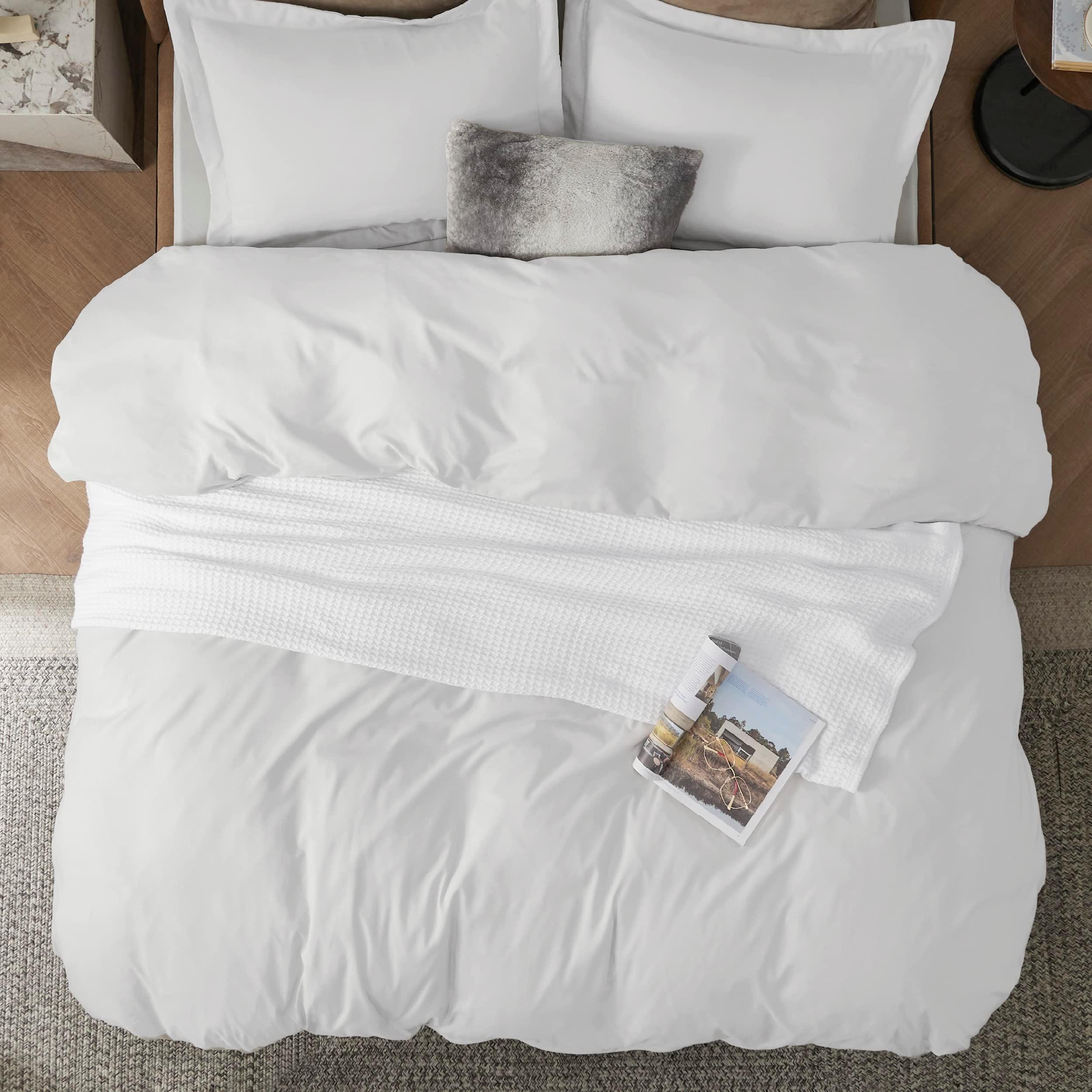 Bedsure White Duvet Cover Queen Size - Soft Double Brushed Bedding Set for Kids & Adults, Zipper Closure, 3 Pieces, Includes 1 Duvet Cover (90"x90") & 2 Pillow Shams, NO Comforter - Image 3