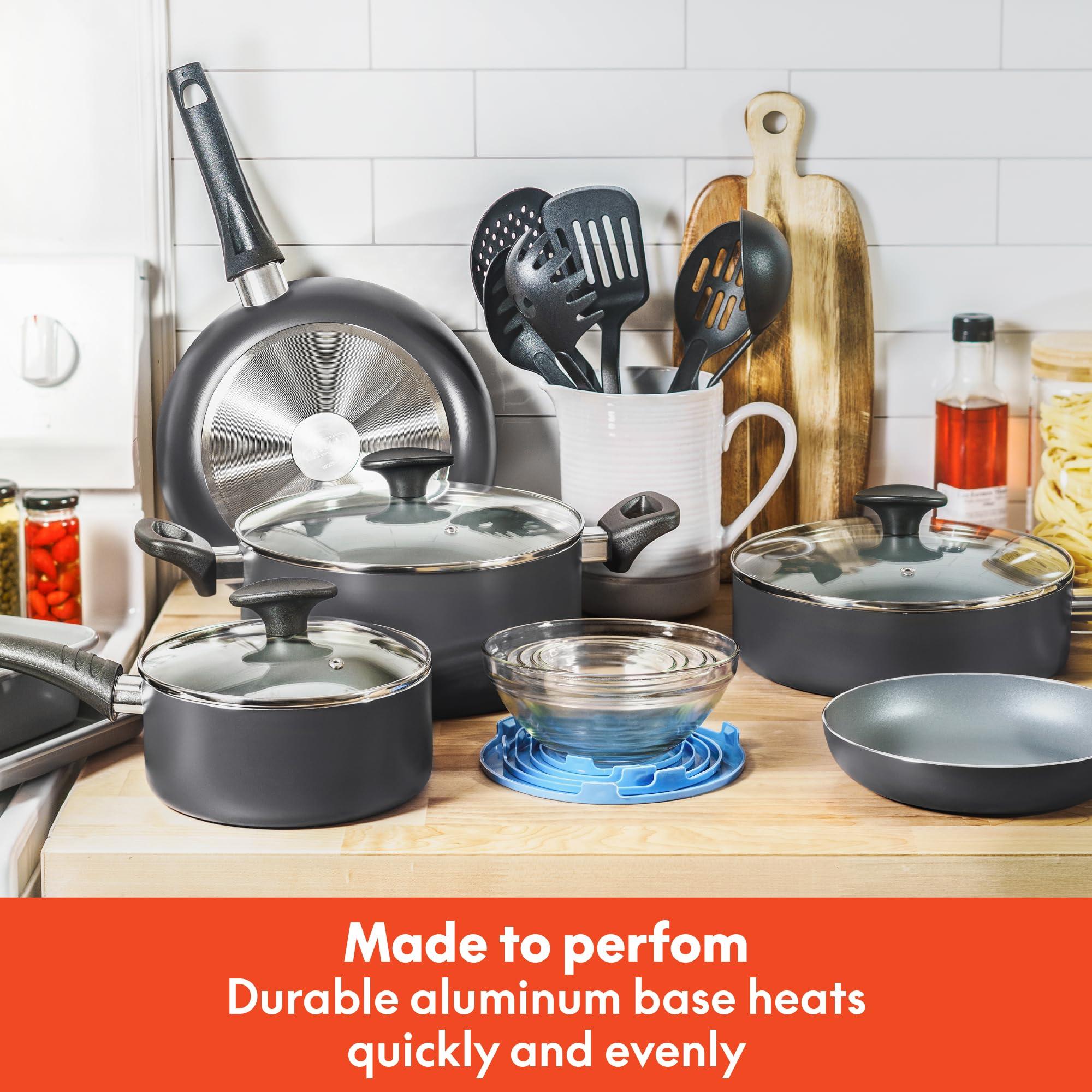 BELLA Nonstick Cookware Set with Glass Lids - Aluminum Bakeware, Pots and Pans, Storage Bowls & Utensils, Compatible with All Stovetops, 21 Piece, Black - Image 5