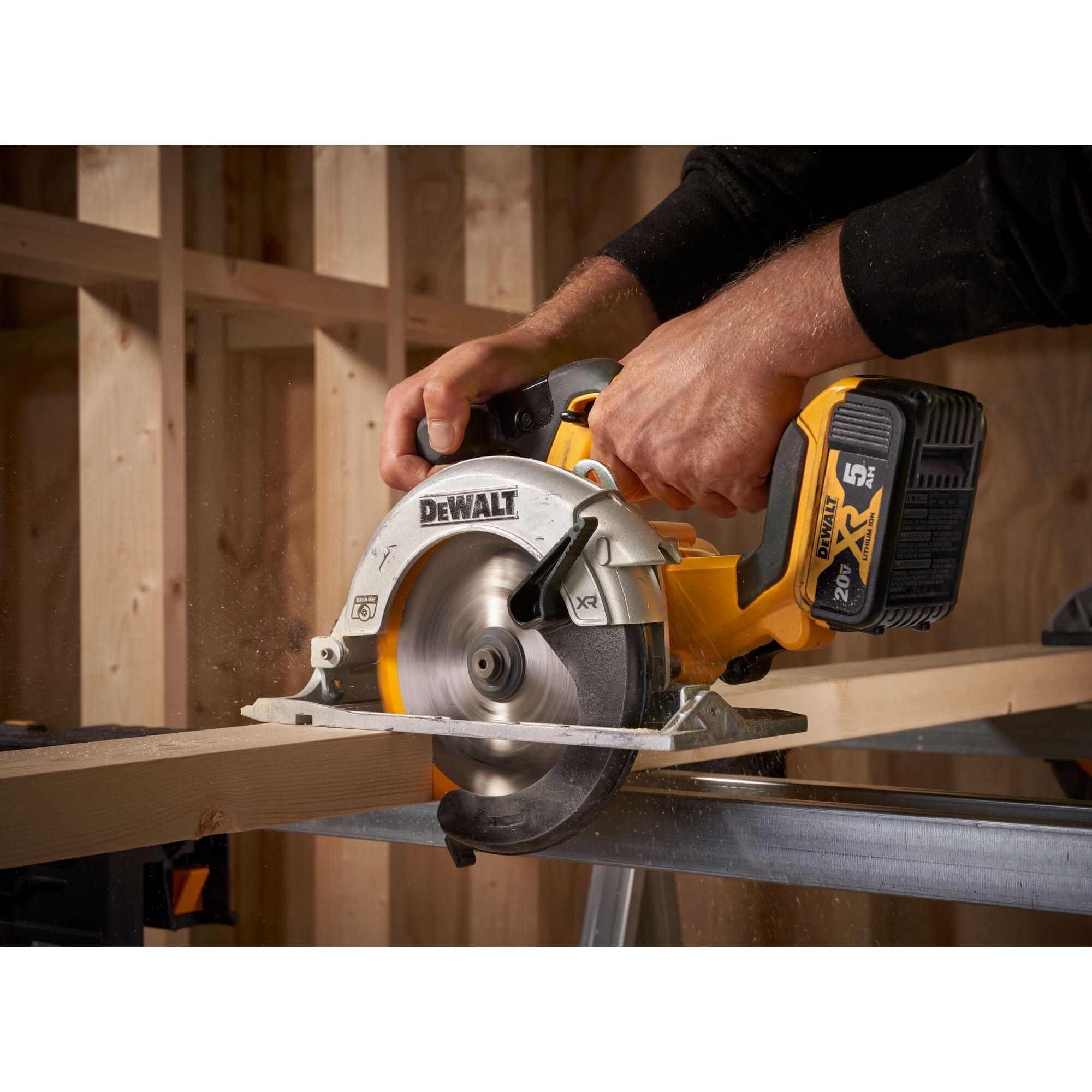 DEWALT 20V MAX* 6-1/2 in. Brushless Cordless Circular Saw, Tool Only (DCS565B) - Image 2