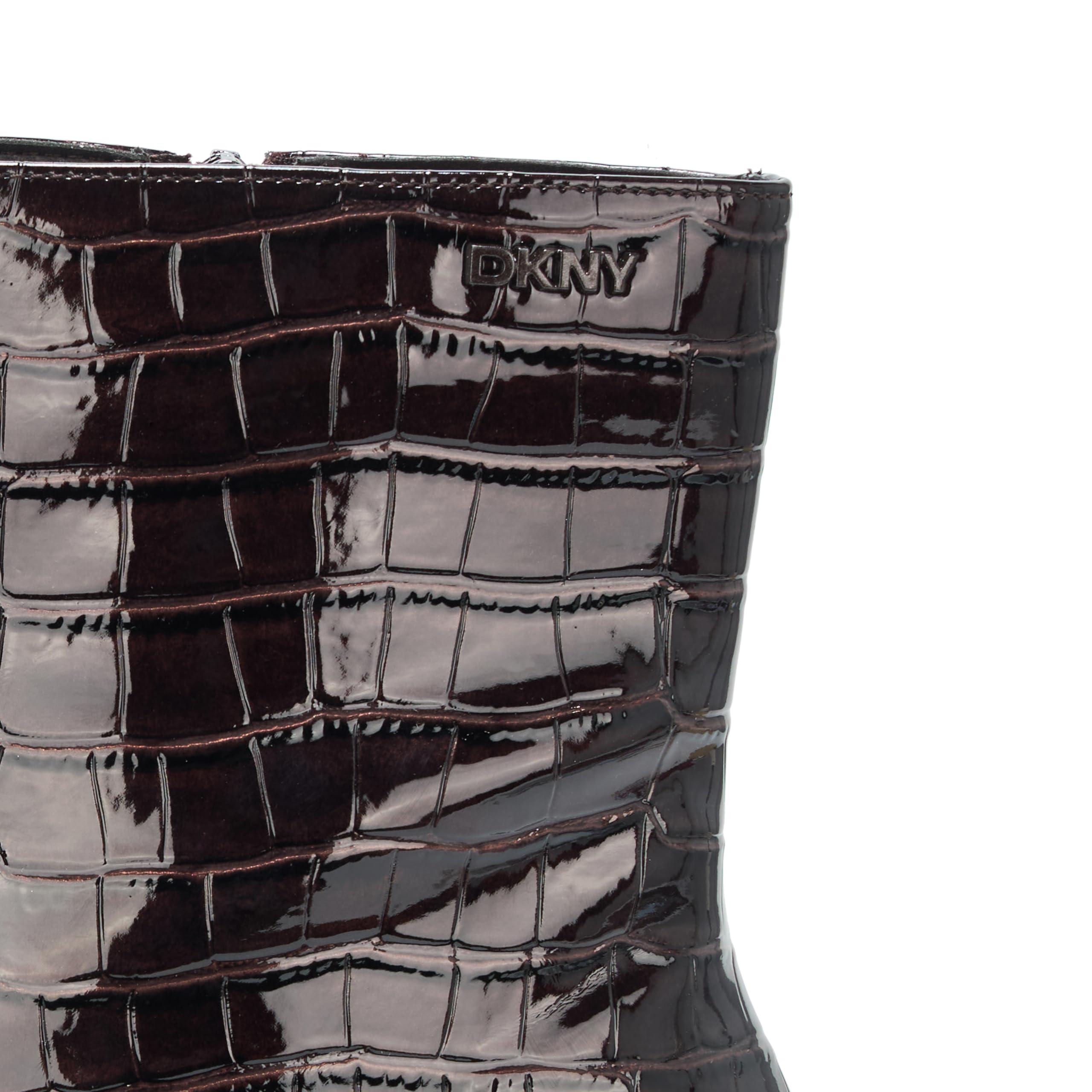 DKNY Women's Sunny Evening Slip on Heeled Bootie Fashion Boot - Image 4