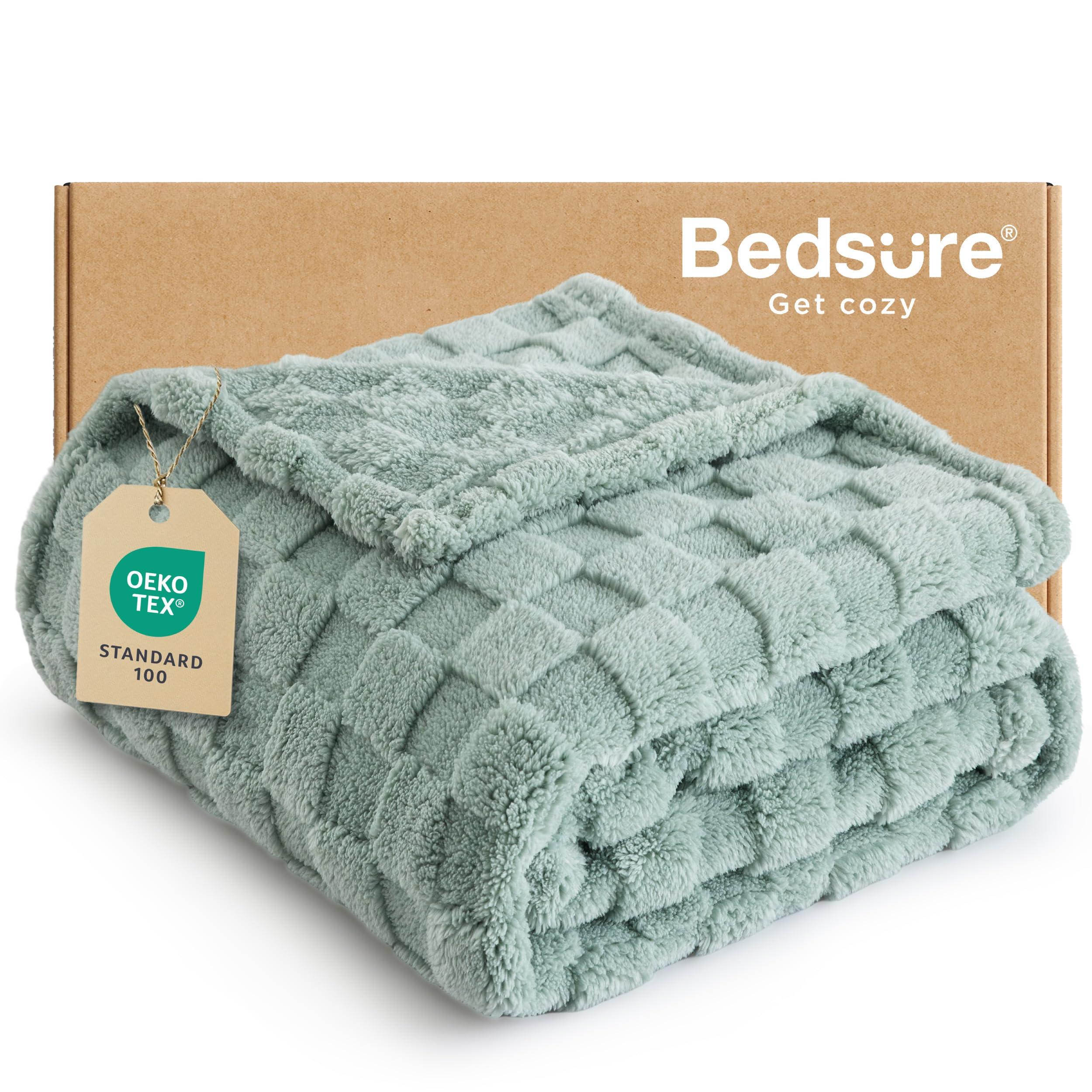 Bedsure Sage Green Fleece Blanket for Couch - Checkered Throw Blanket for Women, Cute Soft Cozy Throw for Girls, 50x60 Inches