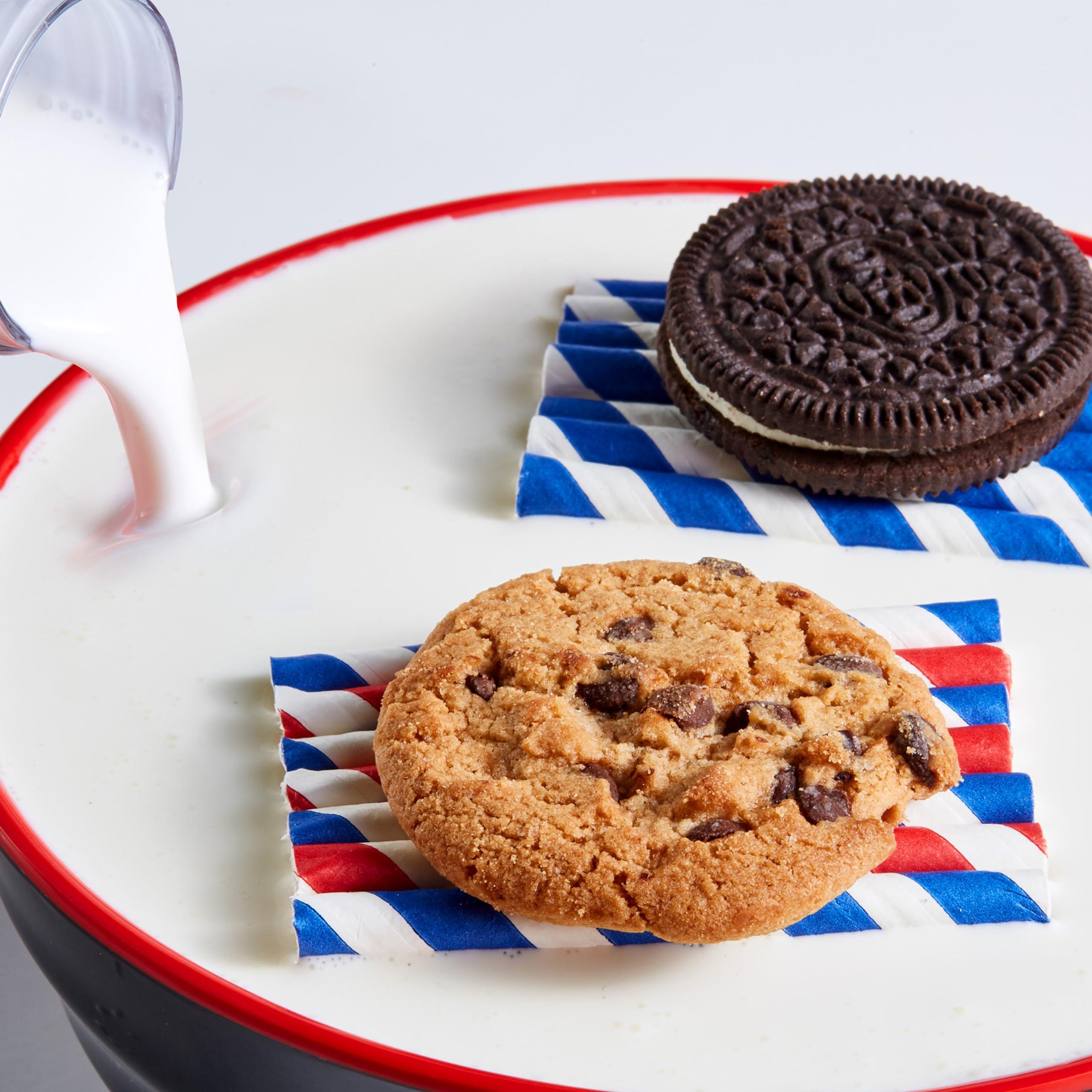 Nabisco Sweet Treats Cookie Variety Pack OREO, OREO Golden & CHIPS AHOY!, 30 Snack Packs (2 Cookies Per Pack) - Image 8