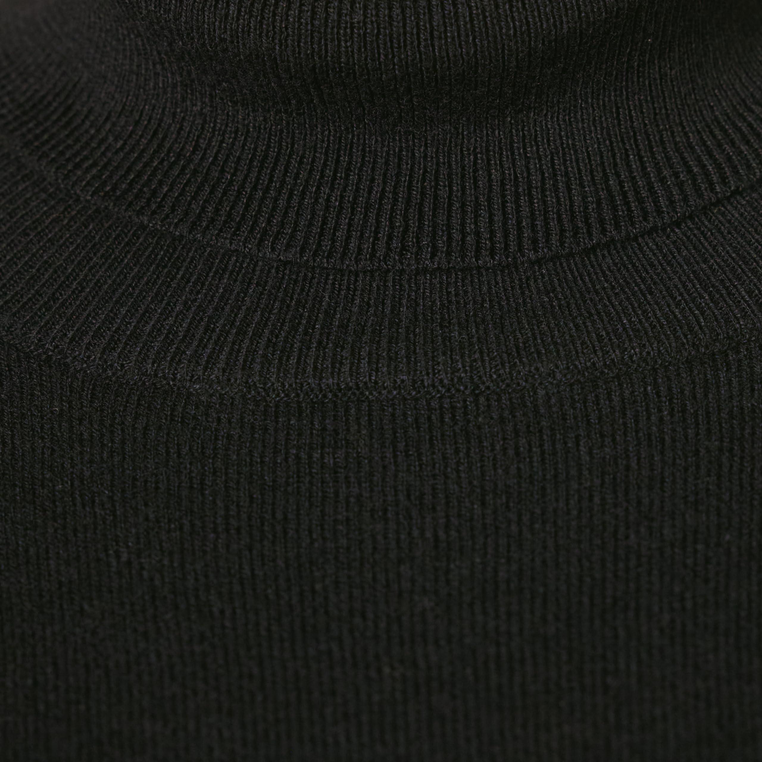 Amazon Essentials Women's Classic-Fit Lightweight Long-Sleeve Turtleneck Sweater (Available in Plus Size) - Image 7