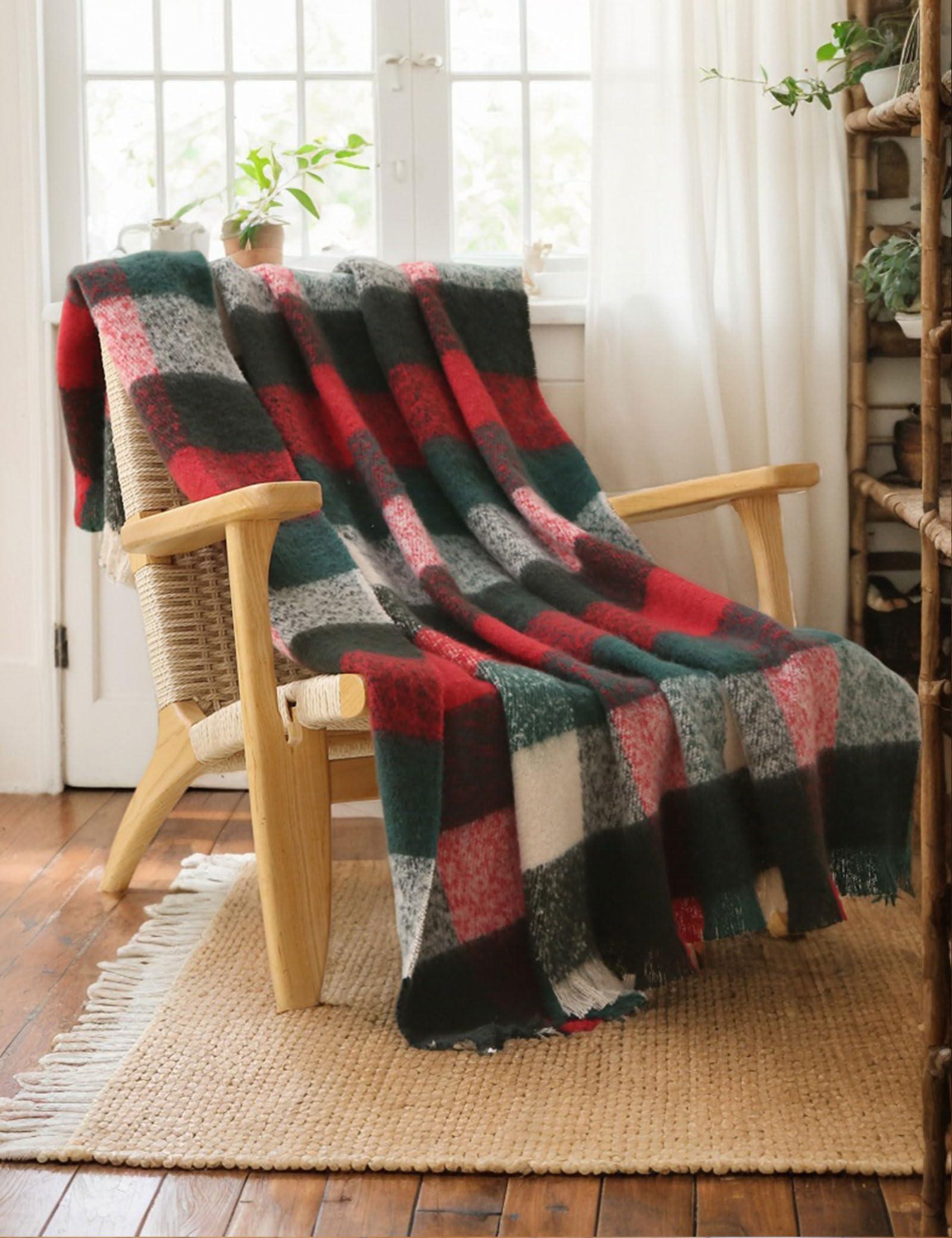 ZonLi Christmas Plaid Throw Blanket, 50" x 60" Decorative Blankets, Decorative Vintage Blankets with Tassel for Couch, Bed, Sofa, Chair, Outdoor, Cozy Warm Lightweight Farmhouse Blankets