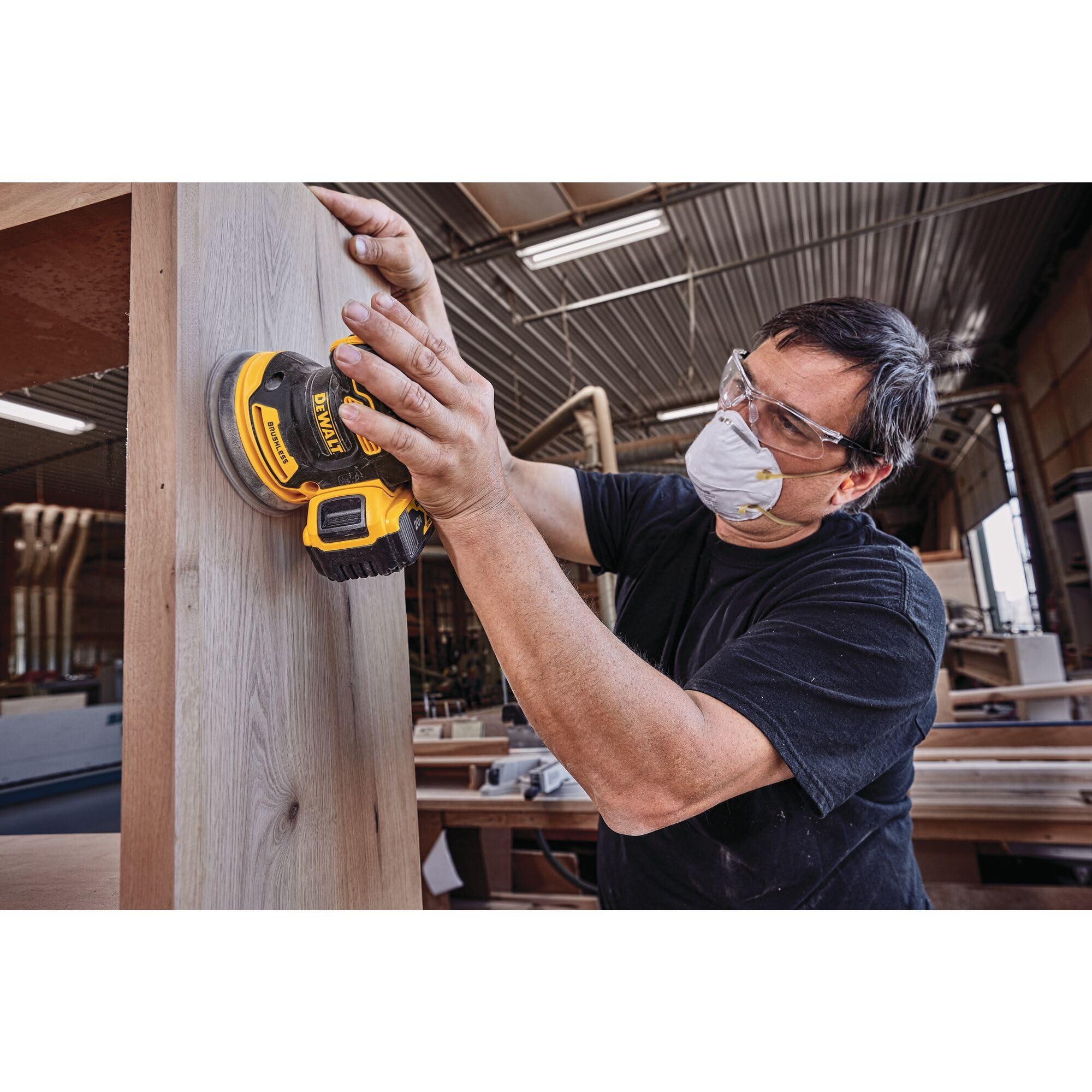 DEWALT 20V MAX Orbital Sander, Tool Only (DCW210B) - Image 9