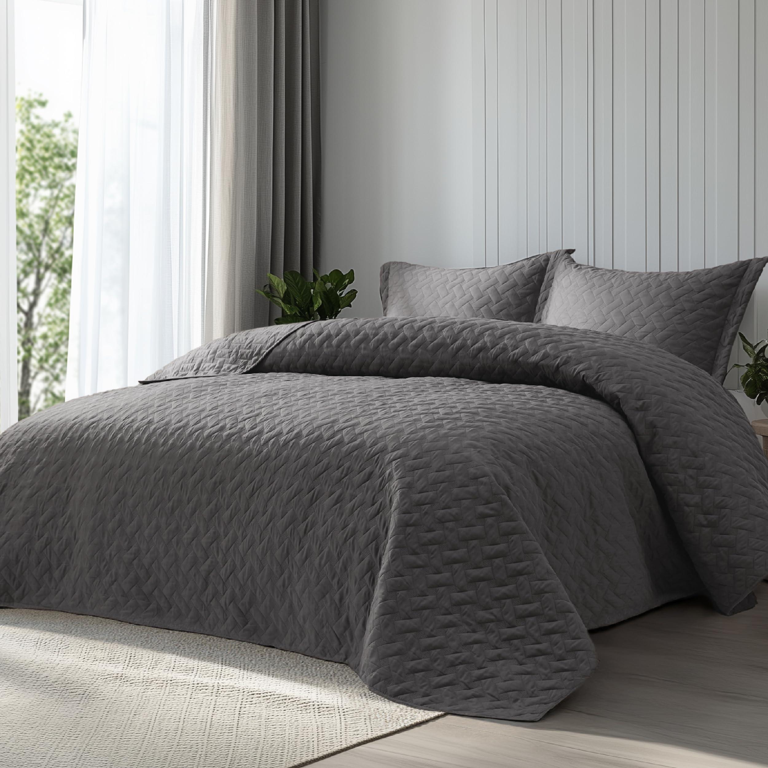 Bedsure Quilts Queen Size - Grey Bedspreads Queen Size with Basket Weave Pattern, Soft Quilt Bedding, Lightweight Comforter Coverlet for All Seasons (90" x 96")