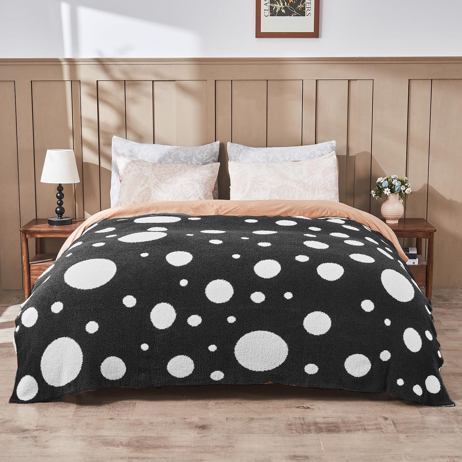 Douceur Polka Dot Throw Blanket for Couch Sofa Bed, Reversible Cozy Fluffy Super Soft Bedroom Blanket, Plush Jet Black Throw Blanket, 50×60 inches - Image 9