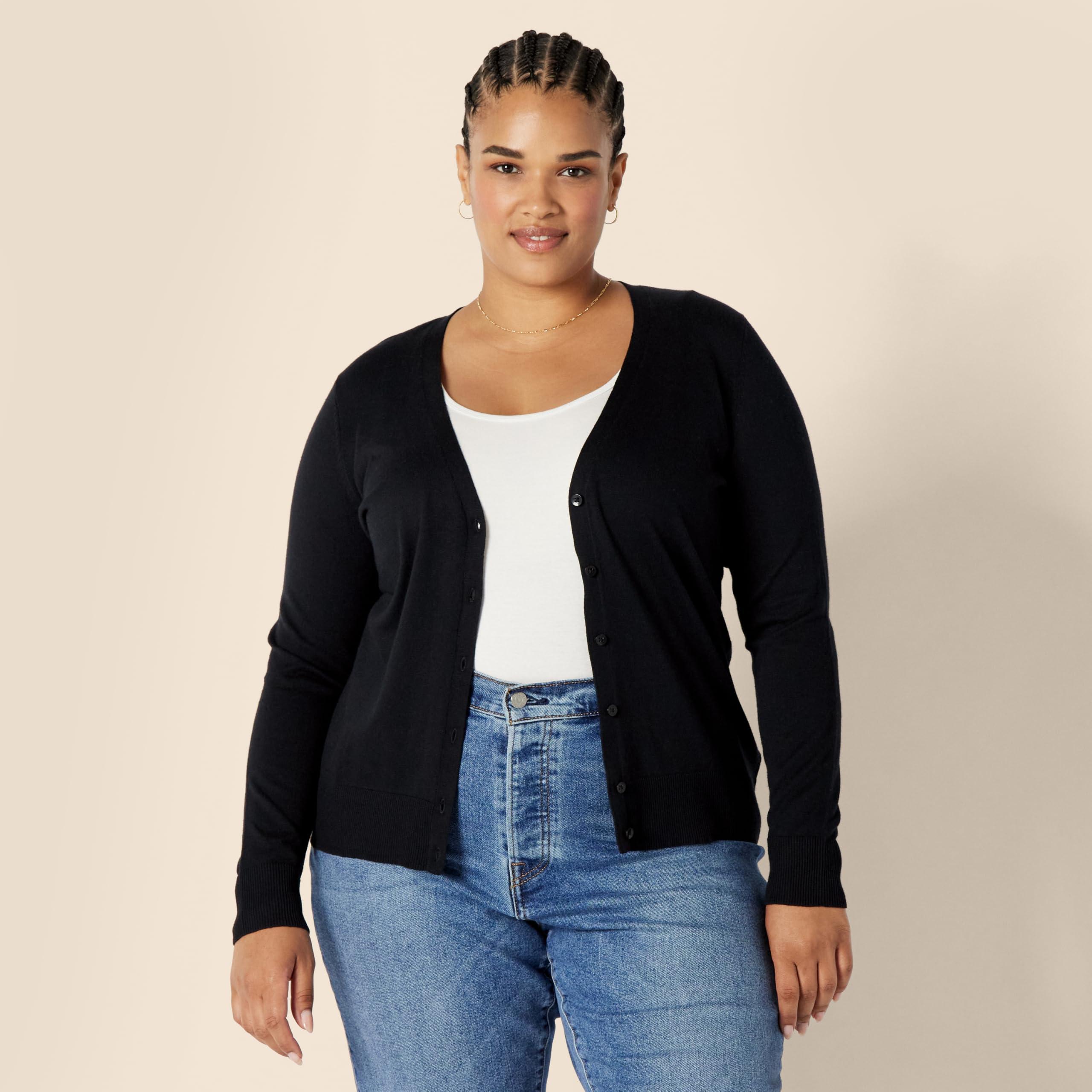 Amazon Essentials Women's Lightweight V-Neck Cardigan Sweater (Available in Plus Size) - Image 7