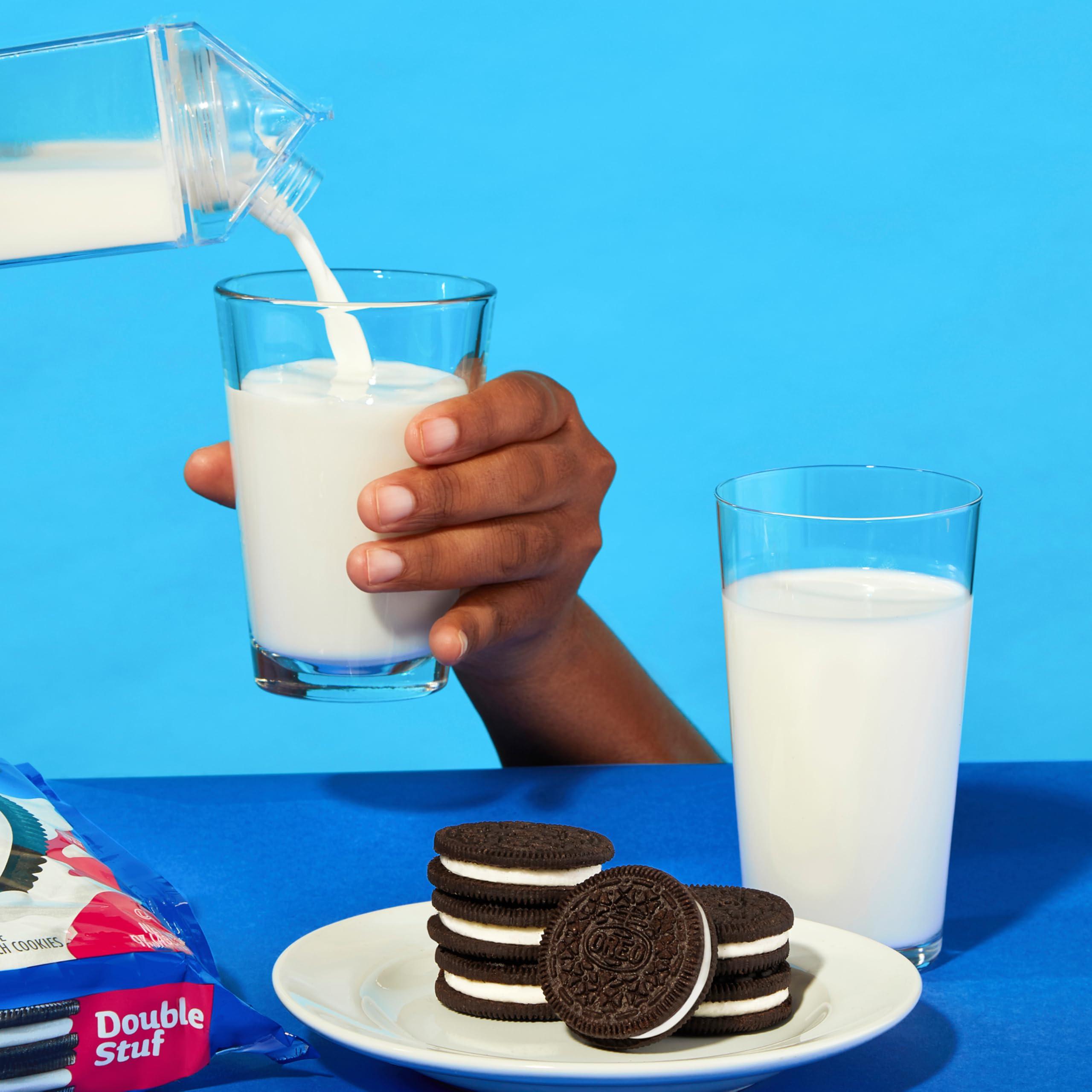 OREO Double Stuf Chocolate Sandwich Cookies, Family Size, 3 Packs - Image 10