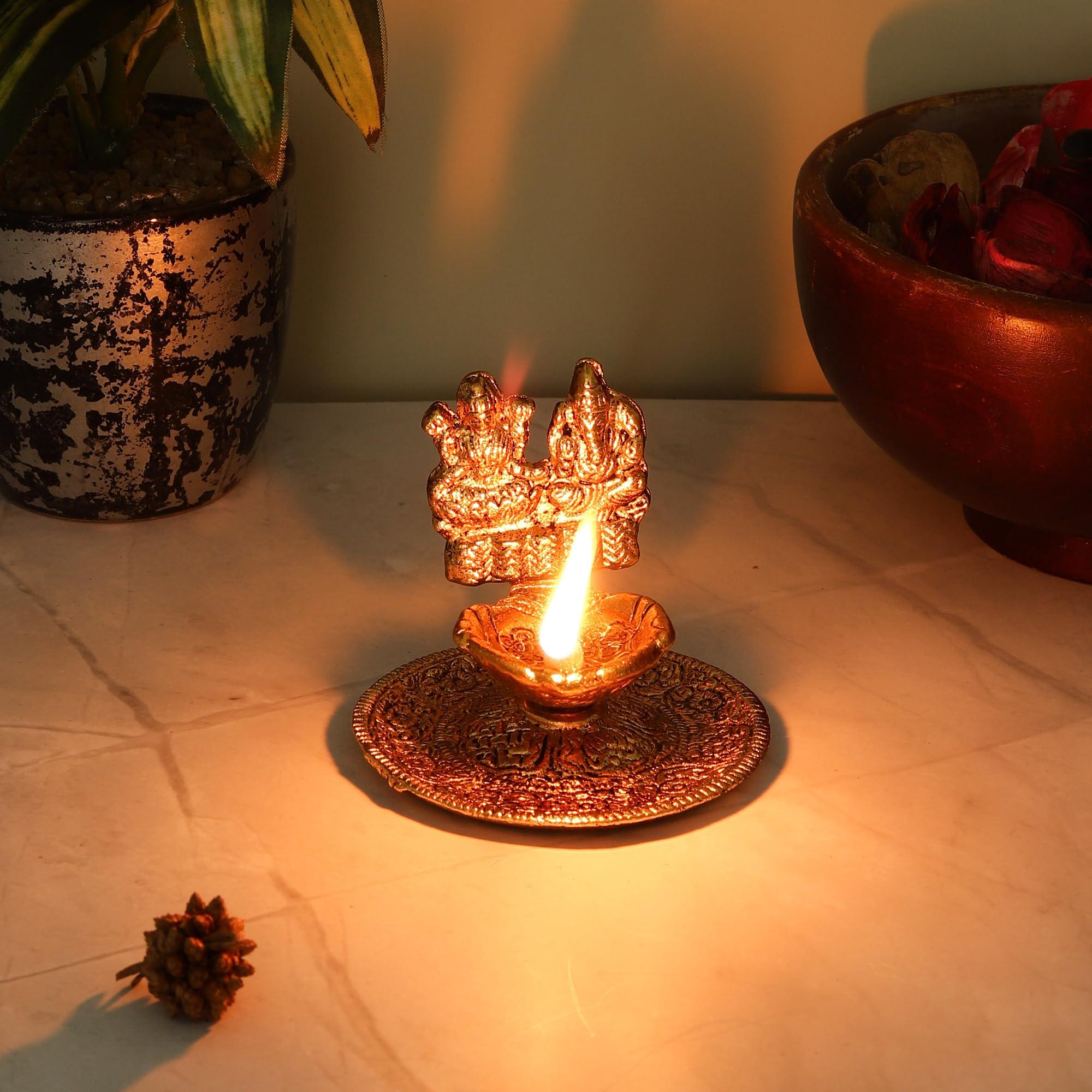 Purestory Goddess Laxmi Ganesh Diya,Laxmi Ganesh Figurine,Laxmi Ganesh Diya Idol Statue for Home Temple,Office,Gifts.Laxmi Ganesh Candle Holder for Home Decor - Gold - 3 Inches - Image 3