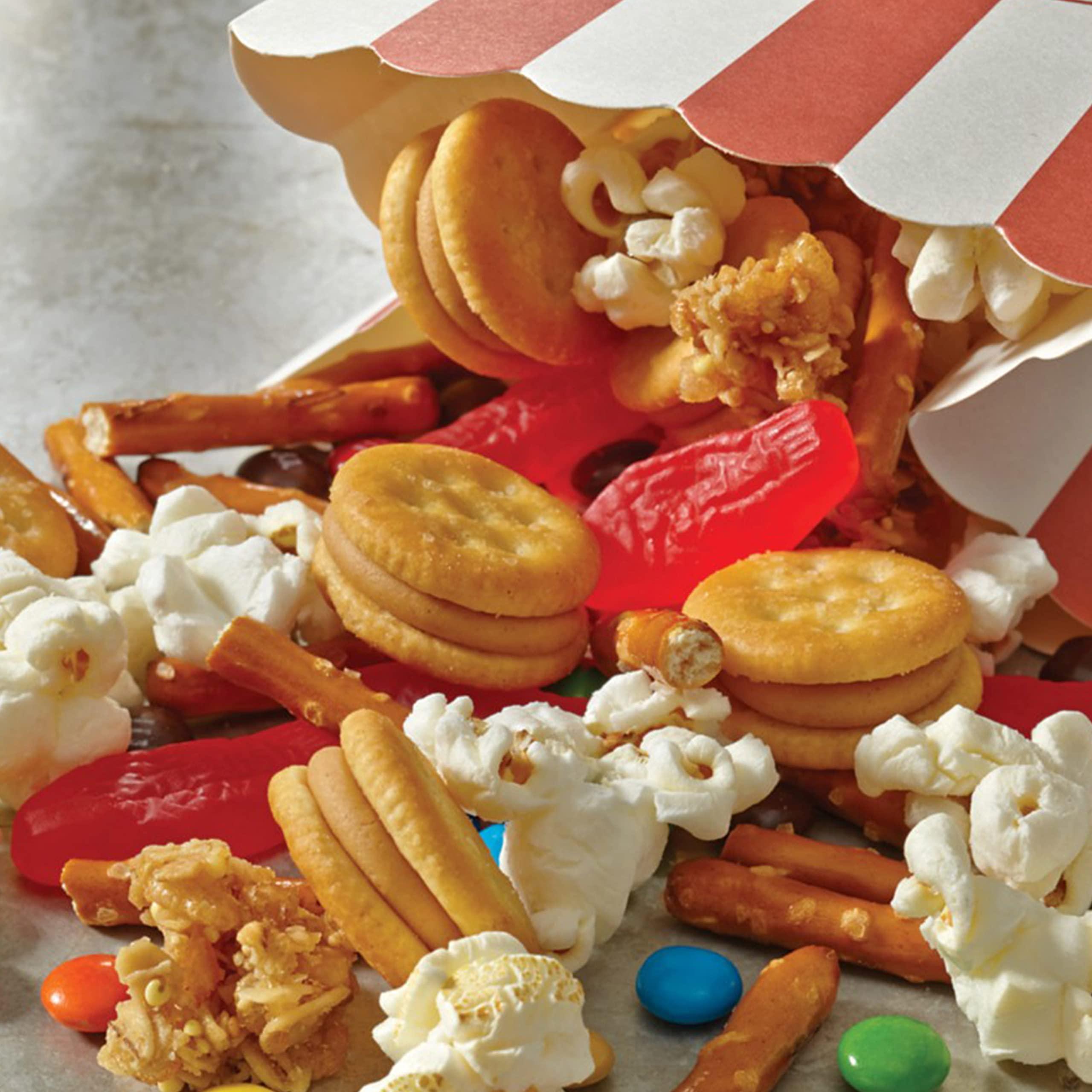 RITZ Bits Cheese and RITZ Bits Peanut Butter Sandwich Crackers Variety Pack, Lunch Snacks, 20 Snack Packs - Image 10