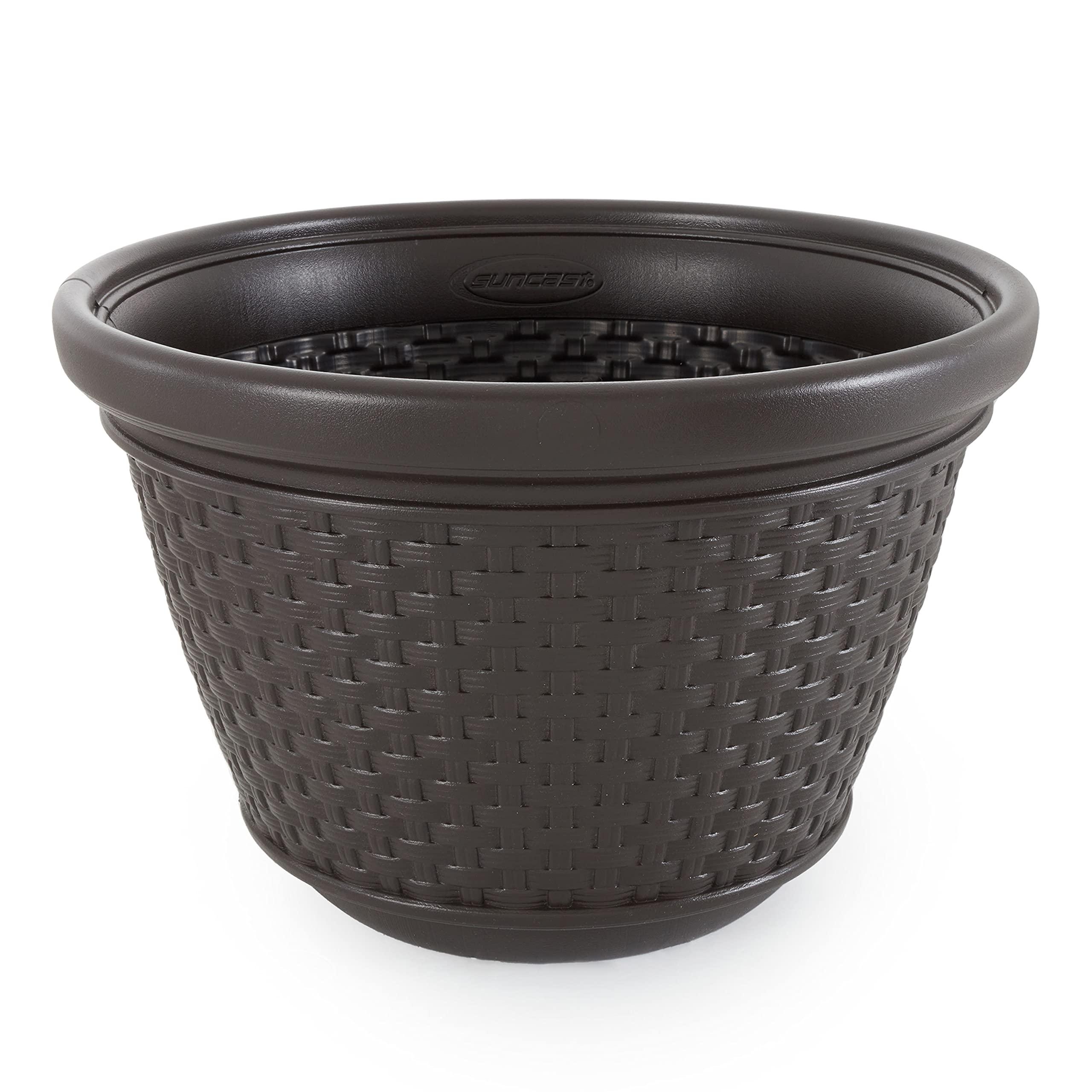 Suncast Decorative Wicker Garden Hose Holder Pot with 4 Drain Holes for 100 Foot Hoses, Java - Image 7