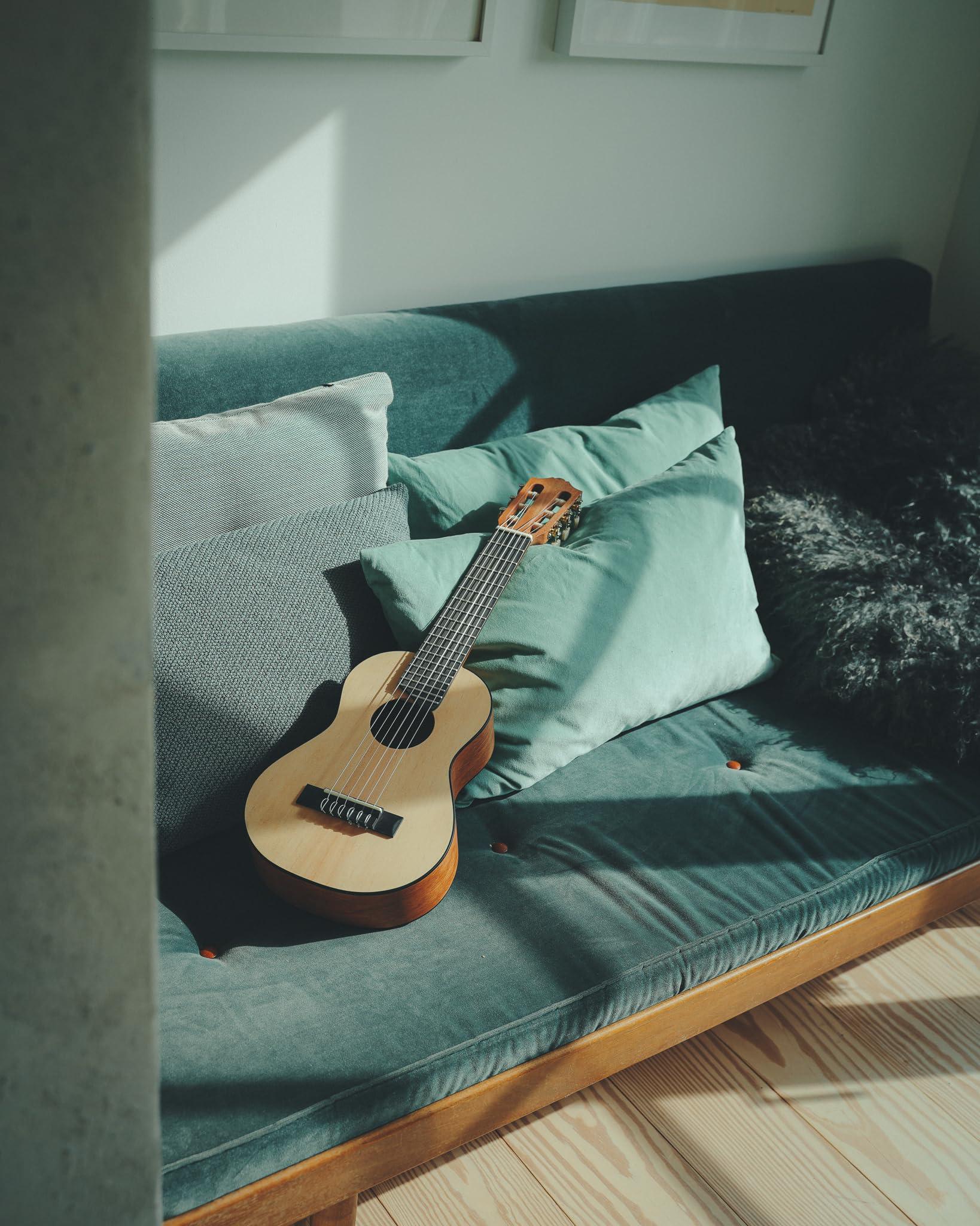 Yamaha GL1 Guitalele, Natural, Baritone - Image 6