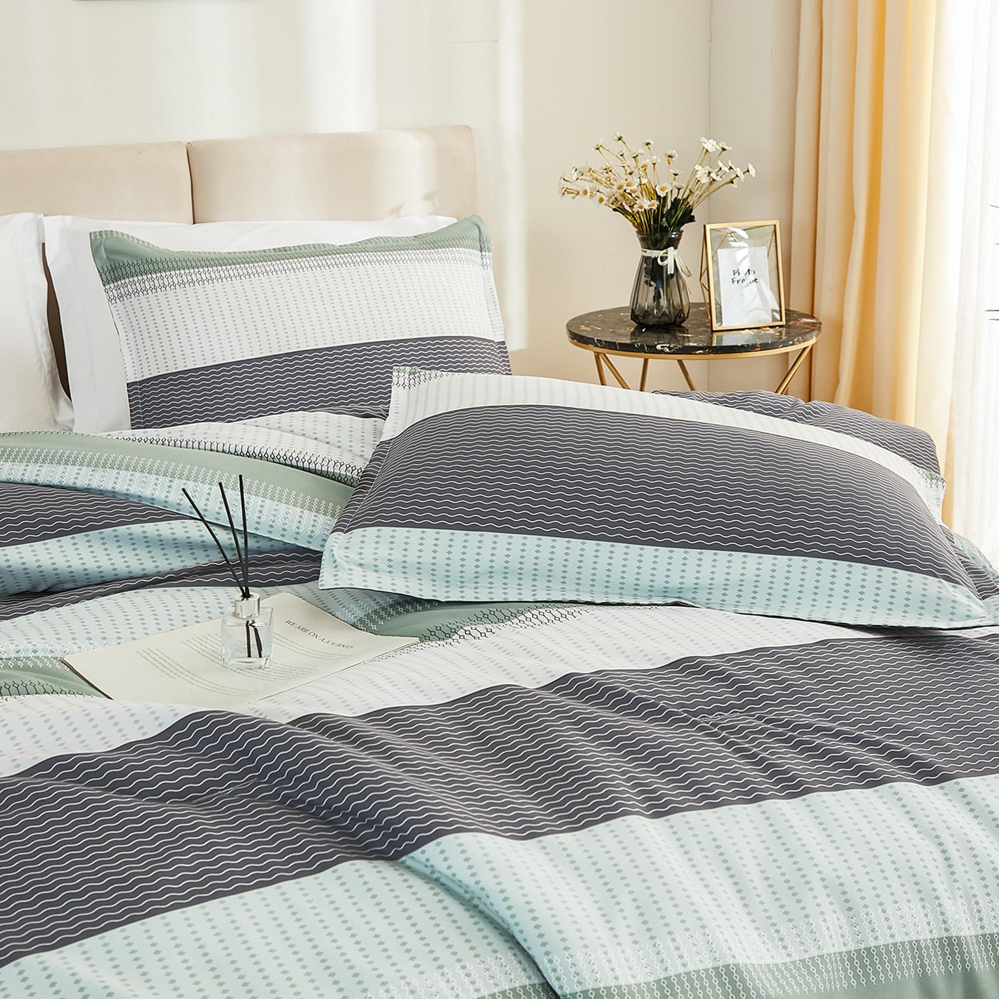 Litanika Queen Comforter Set Sage Green - 3 Pieces Lightweight Quilt Bedding Comforter Sets, Light Green White Colorblock Stripe Fluffy Bed Set, All Season Down Alternative - Image 4